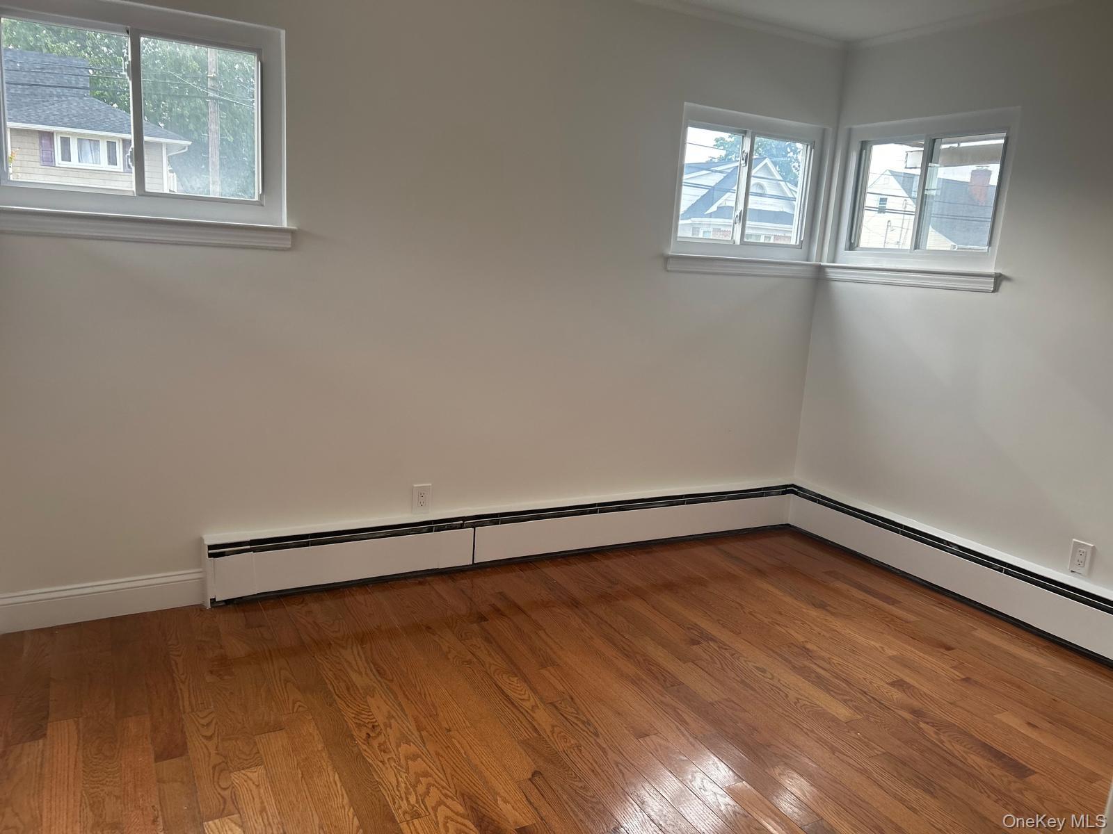 #8 photo, 209 Nassau Avenue, ナッソー郡 Freeport , NY 11520