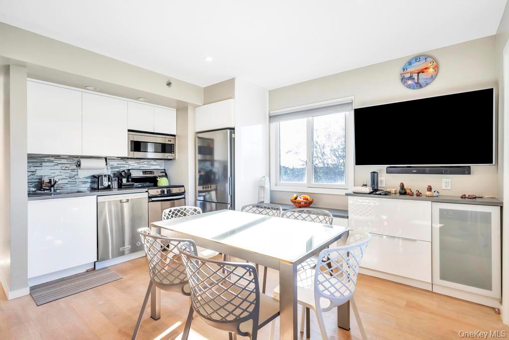 #10 photo, 2004 Montauk Highway, サフォーク郡 Amagansett , NY 11930