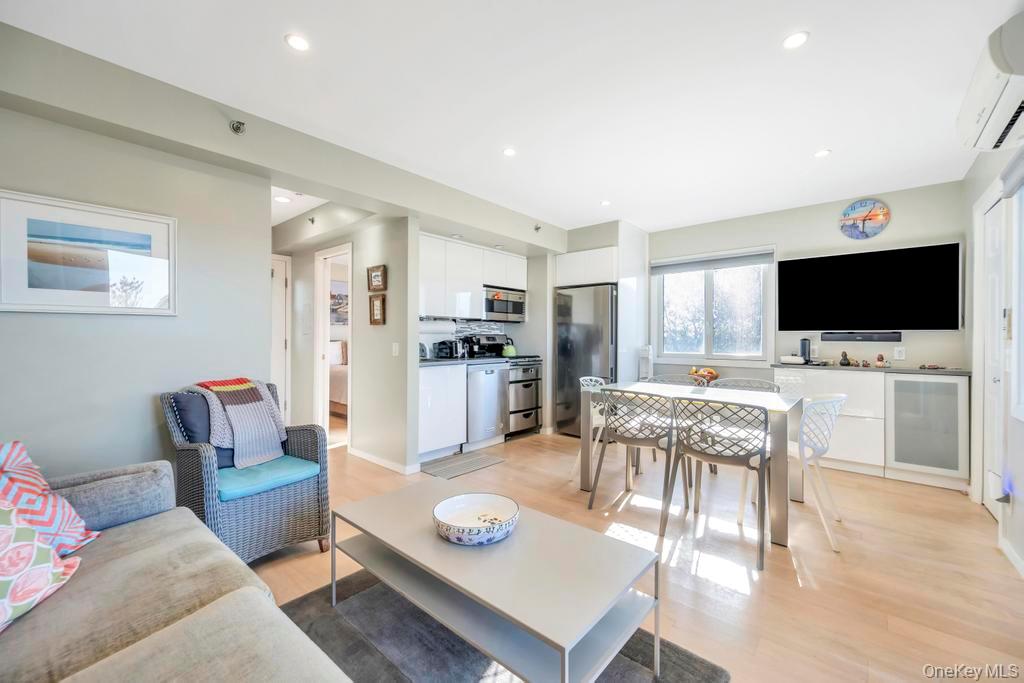 #4 photo, 2004 Montauk Highway, サフォーク郡 Amagansett , NY 11930