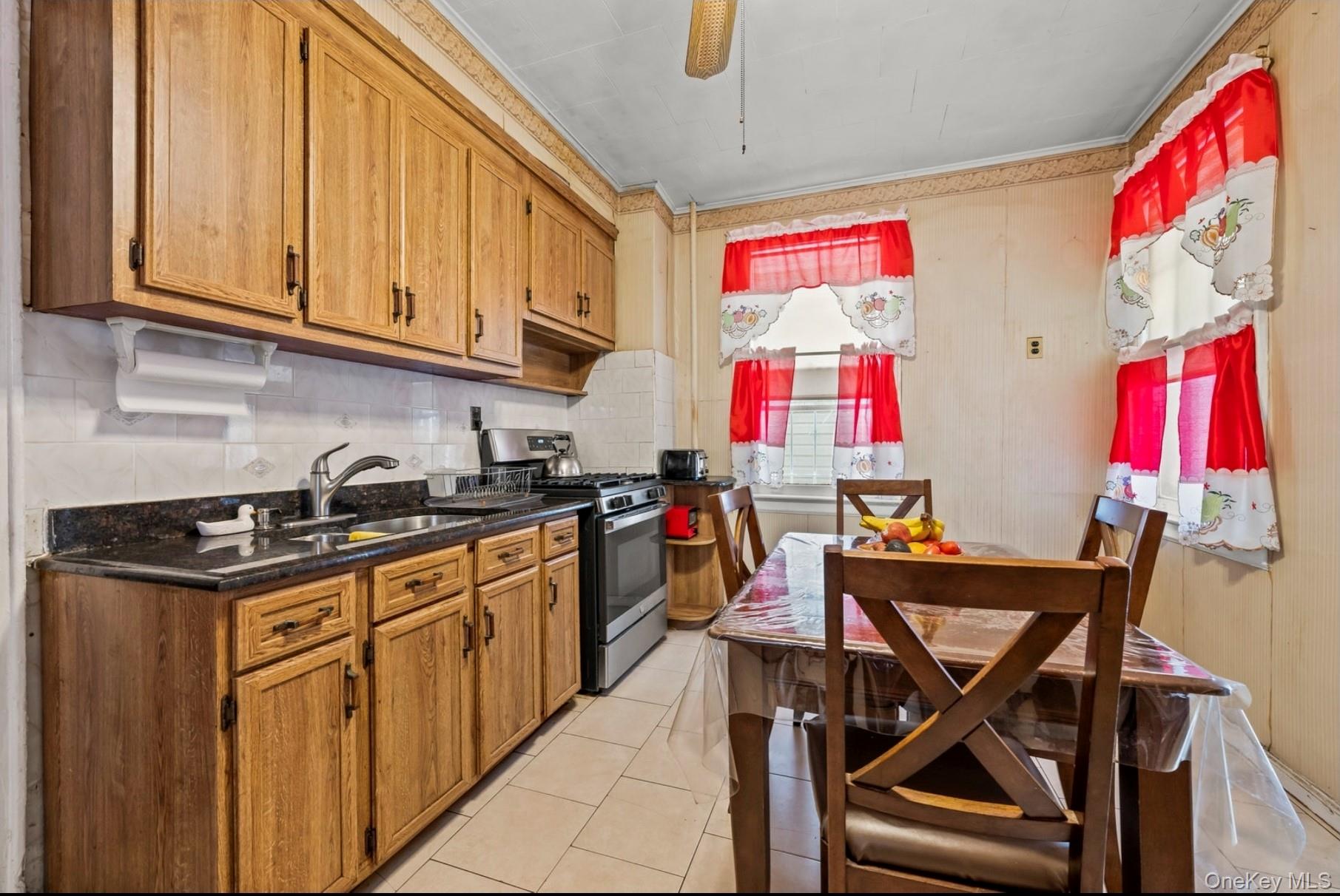 #12 photo, 13305 107th Avenue, Richmond Hill S. , NY 11419