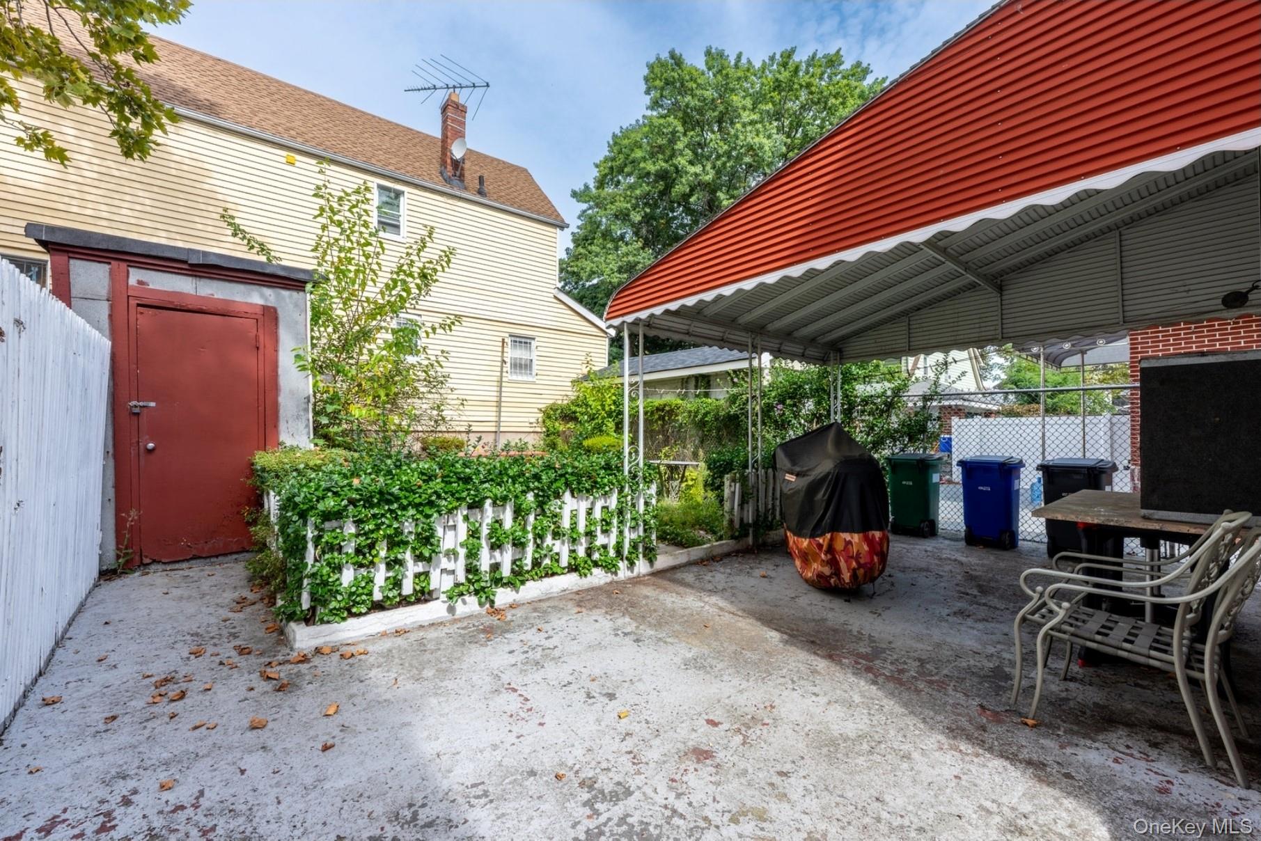 #17 photo, 13305 107th Avenue, Richmond Hill S. , NY 11419