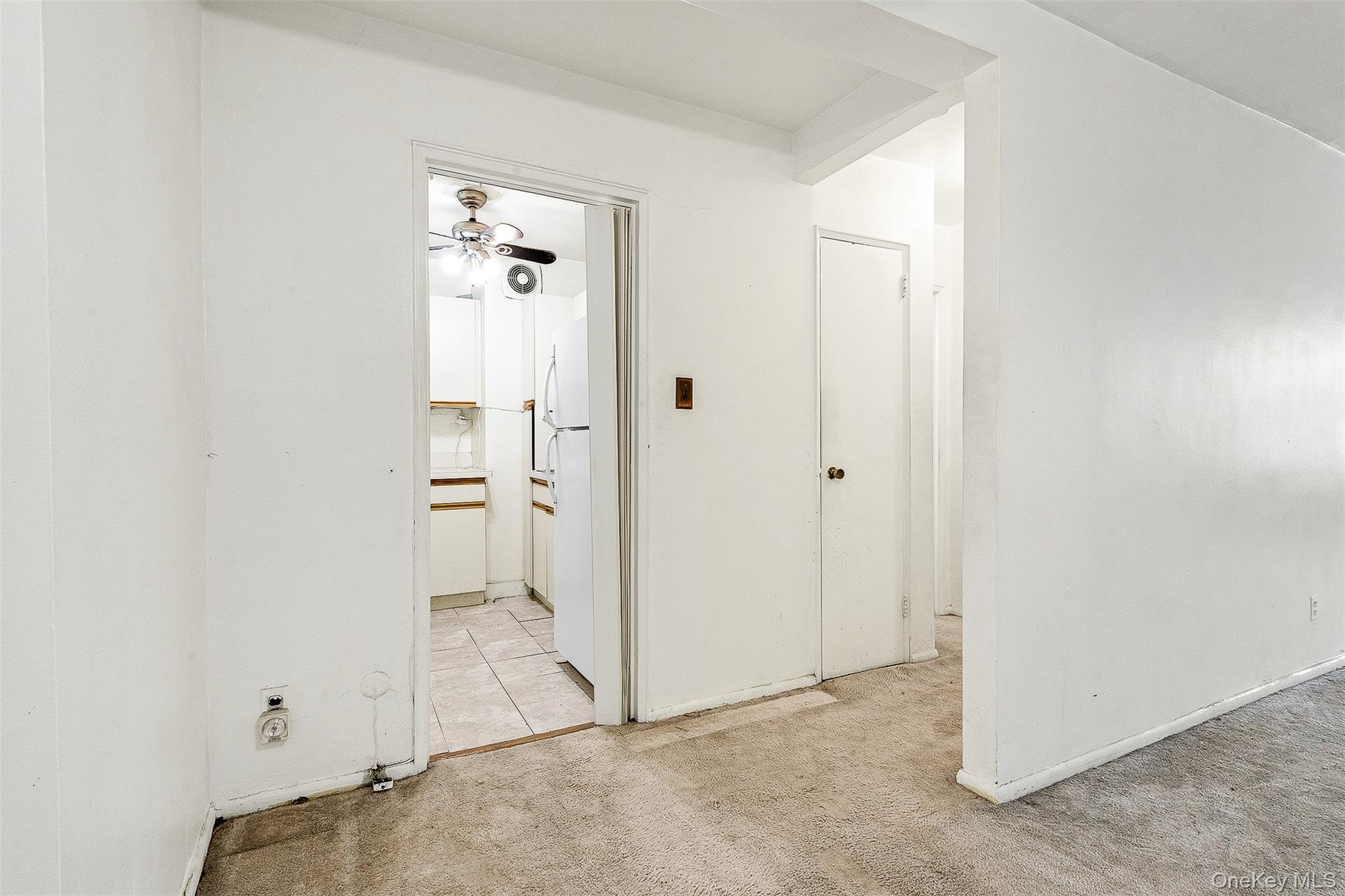 #12 photo, 66-10 Thornton Place, Rego Park , NY 11374