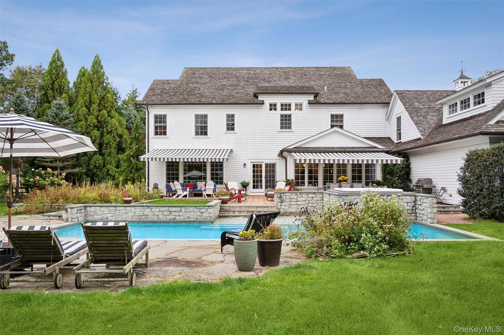 #2 photo, 31 Paquatuck Avenue, サフォーク郡 East Moriches , NY 11940