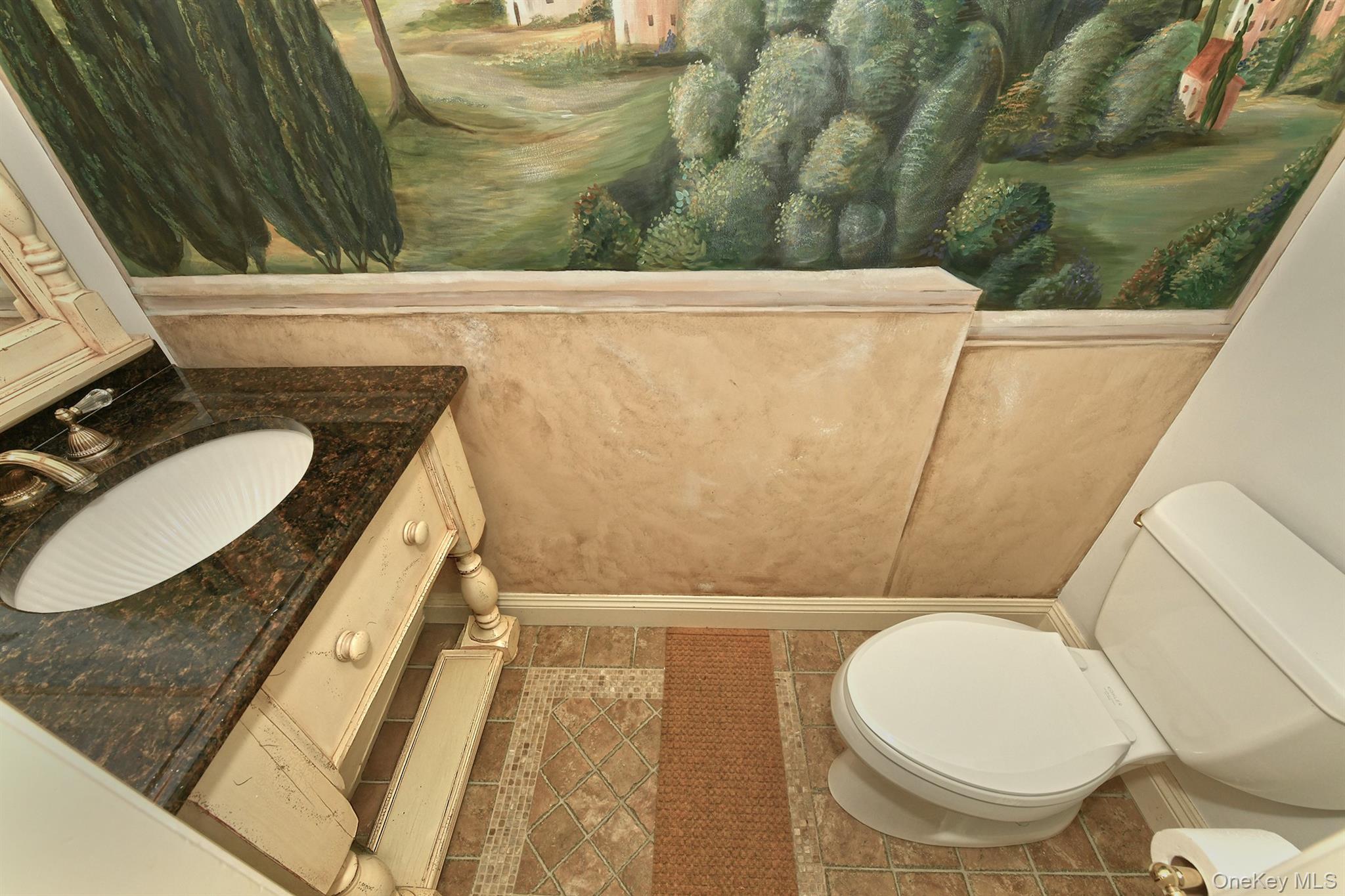 #10 photo, 22 West Drive, Manhasset , NY 11030