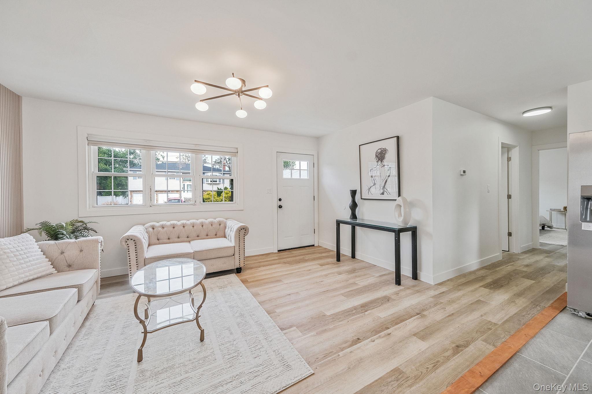 #11 photo, 120 Manhattan Avenue, West Babylon , NY 11704