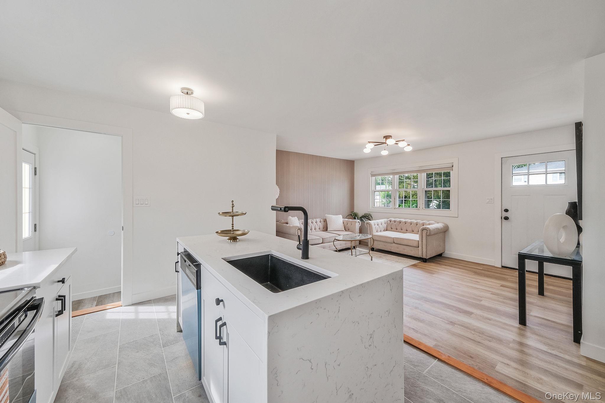 #16 photo, 120 Manhattan Avenue, West Babylon , NY 11704