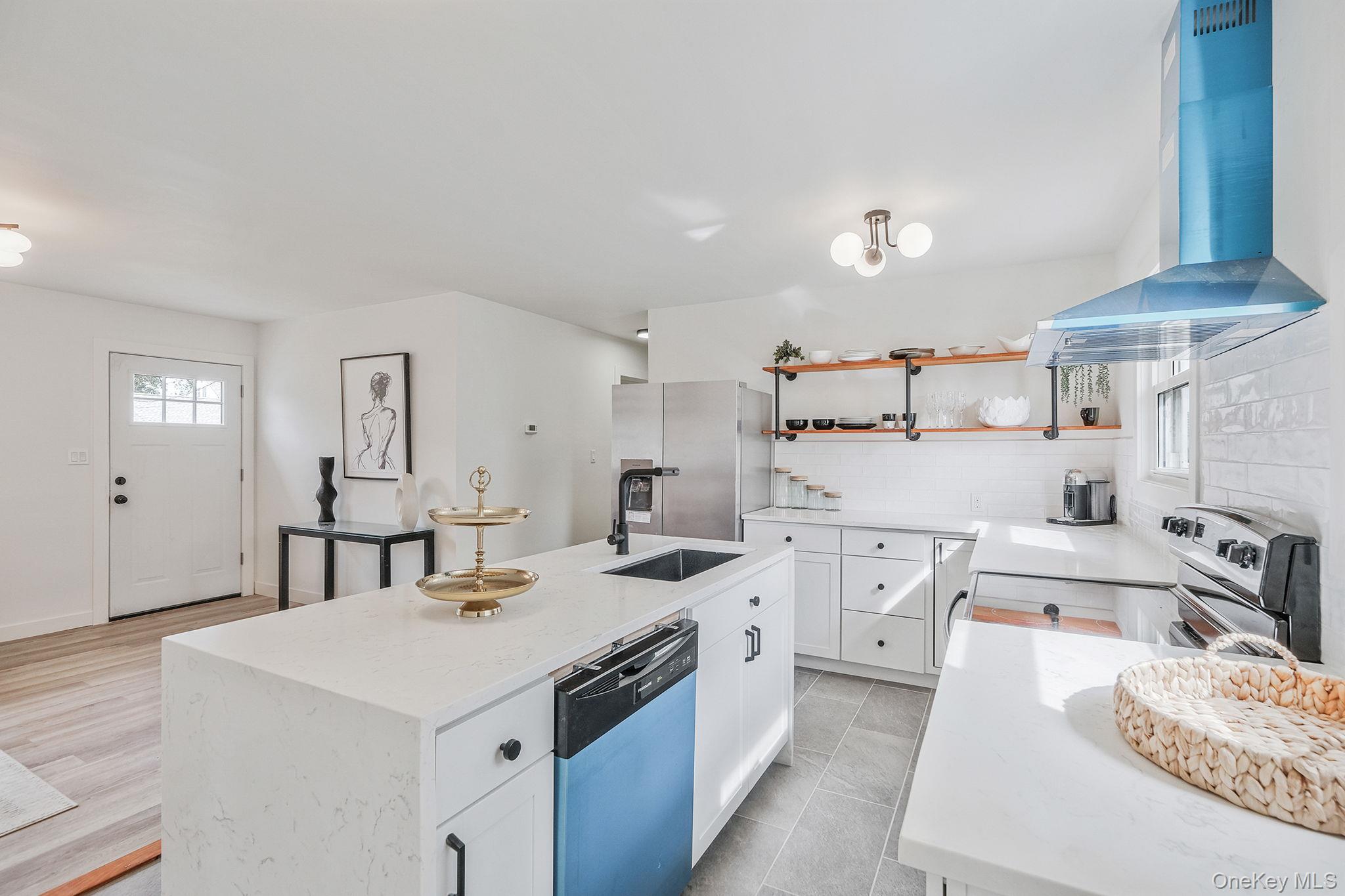 #17 photo, 120 Manhattan Avenue, West Babylon , NY 11704