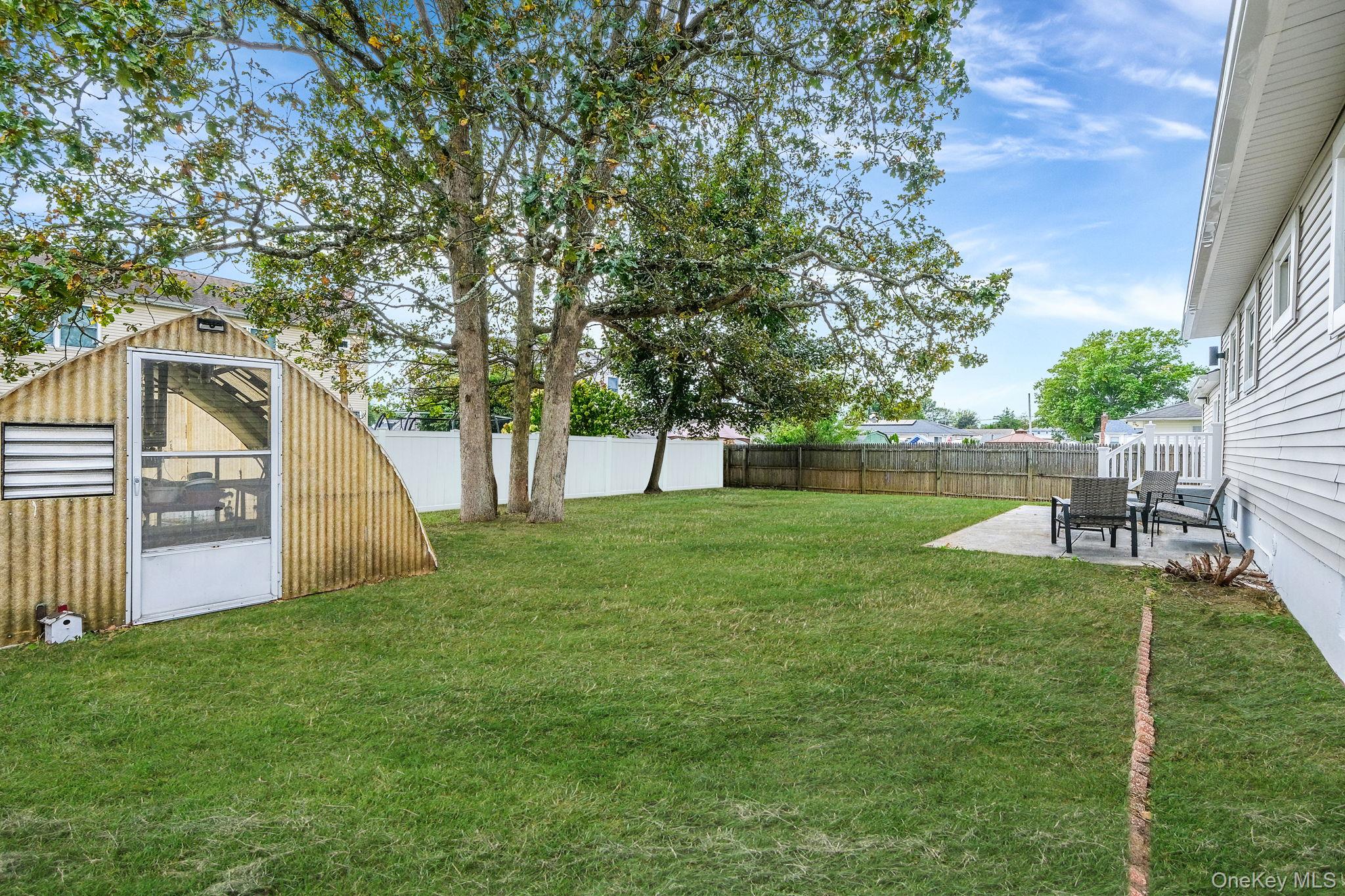 #5 photo, 120 Manhattan Avenue, West Babylon , NY 11704