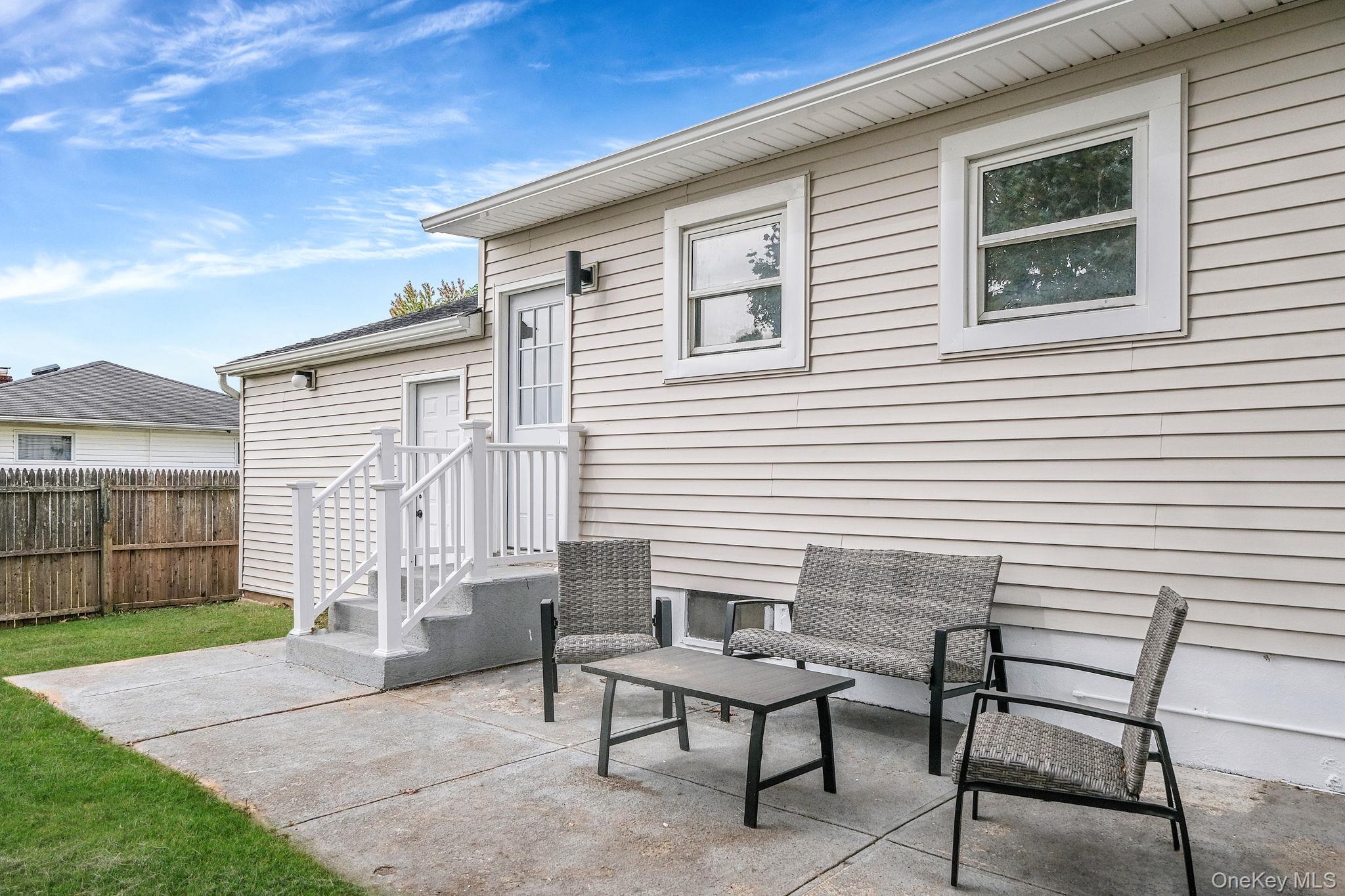 #8 photo, 120 Manhattan Avenue, West Babylon , NY 11704