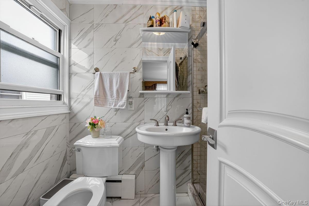 #20 photo, 20 Ashford Place, Yonkers , NY 10701