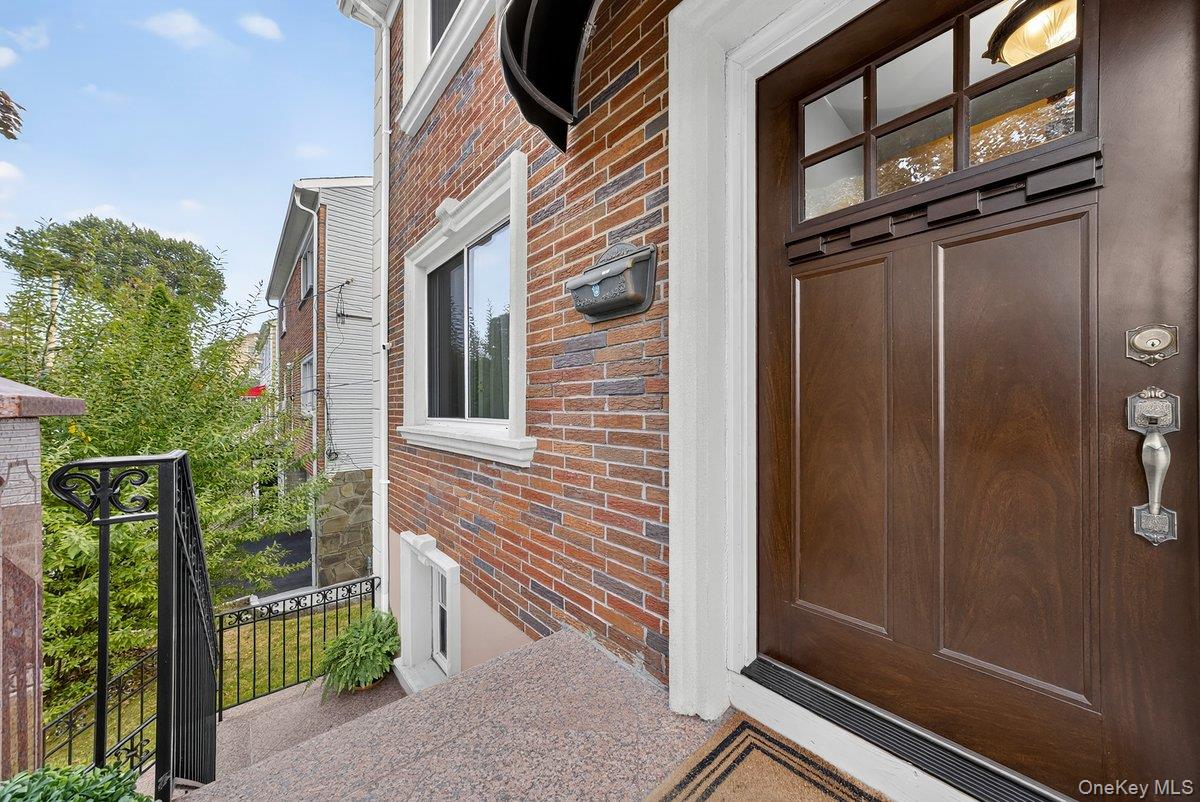 #4 photo, 20 Ashford Place, Yonkers , NY 10701