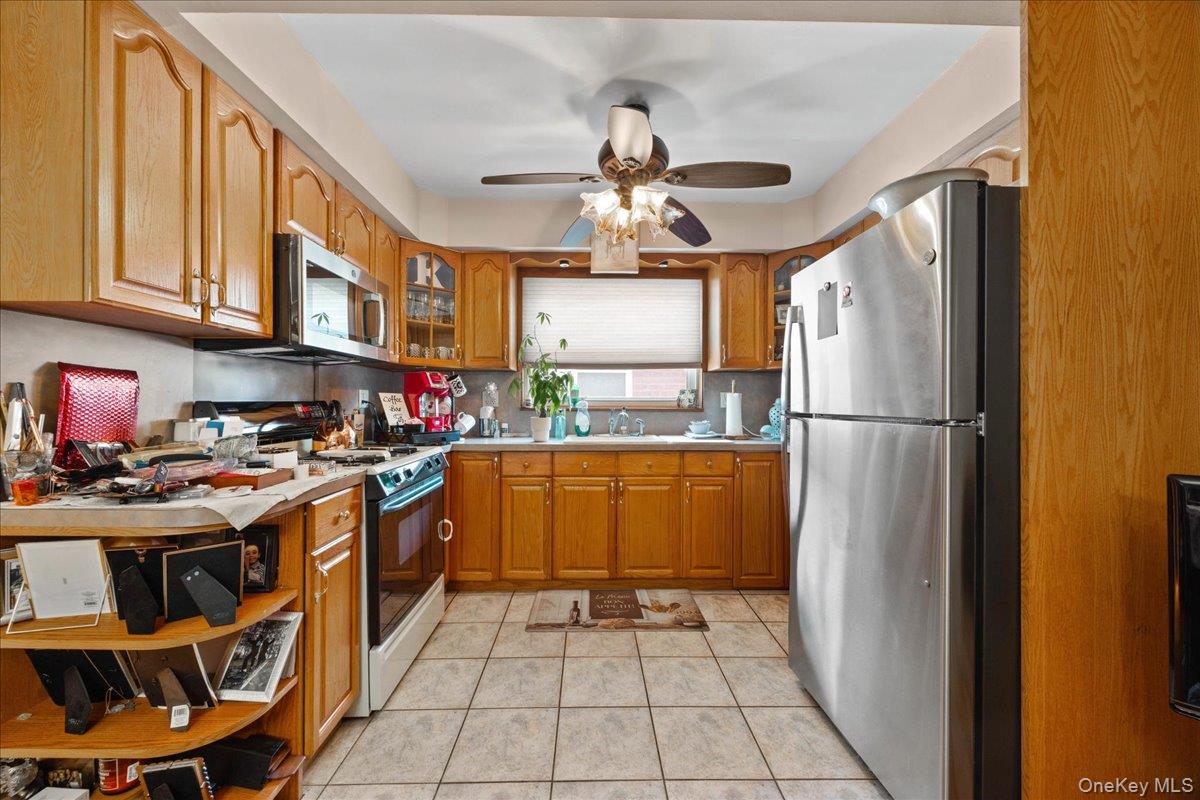 #14 photo, 1193 Neill Avenue, Bronx , NY 10461