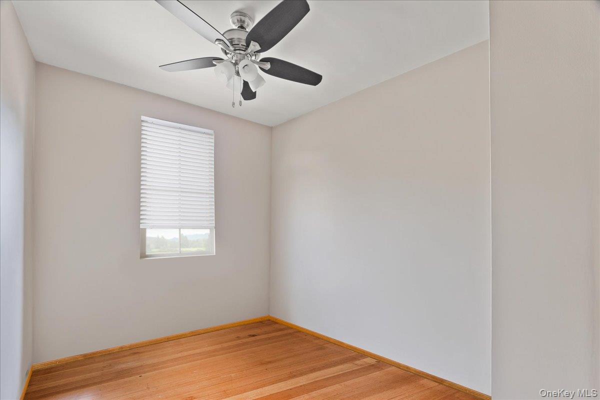 #17 photo, 1193 Neill Avenue, Bronx , NY 10461