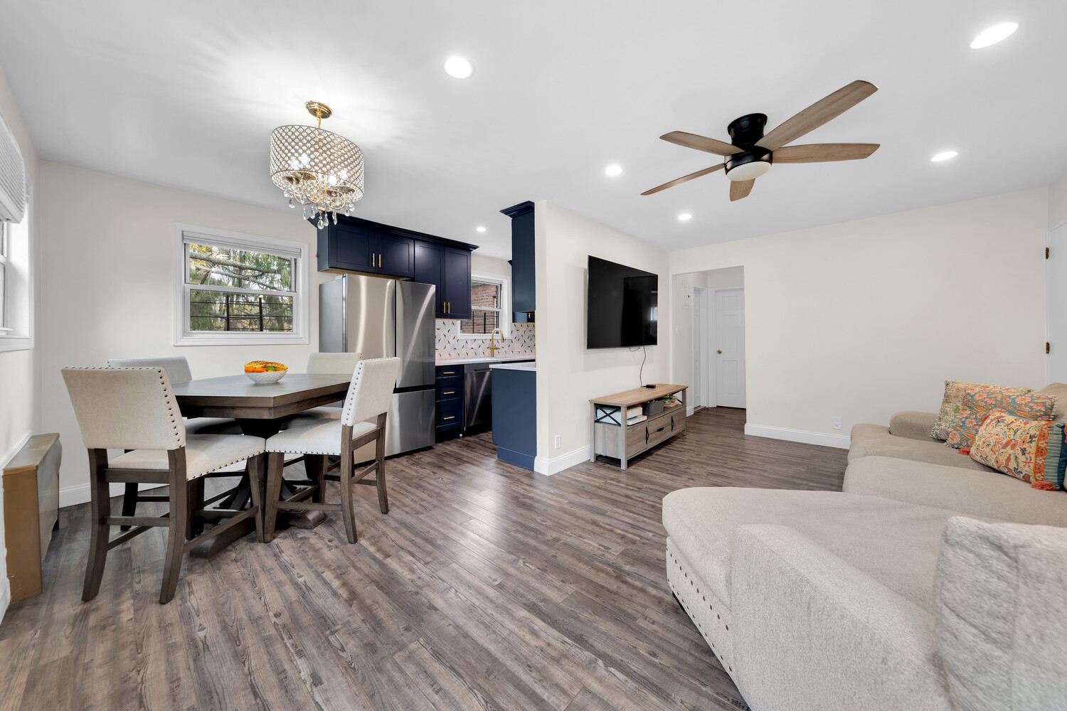 #5 photo, 349 BAY 8TH Street, ブルックリン区 Bath Beach , NY 11228