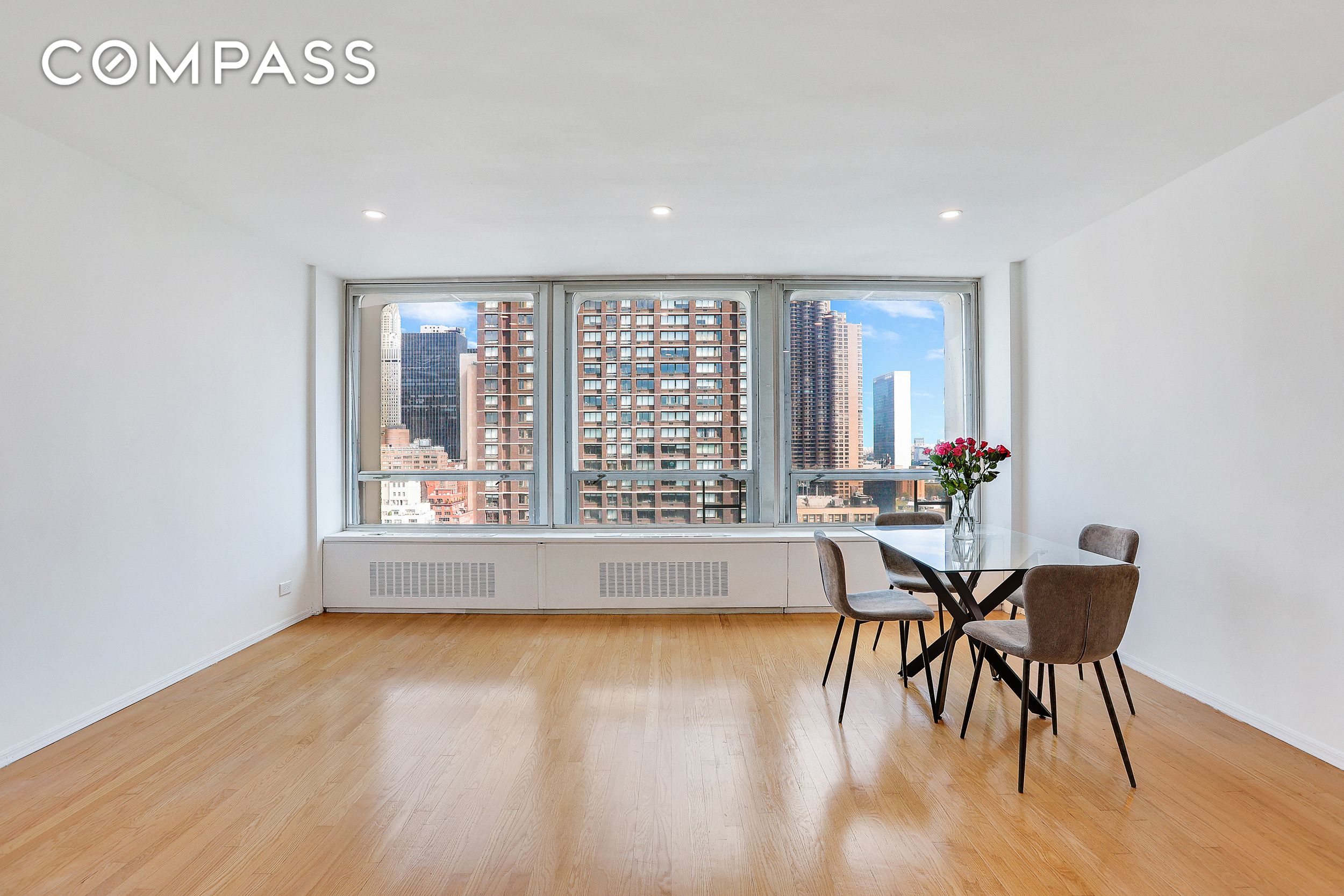 #3 photo, 300 E 33rd Street, マンハッタン Kips Bay , NY 10016