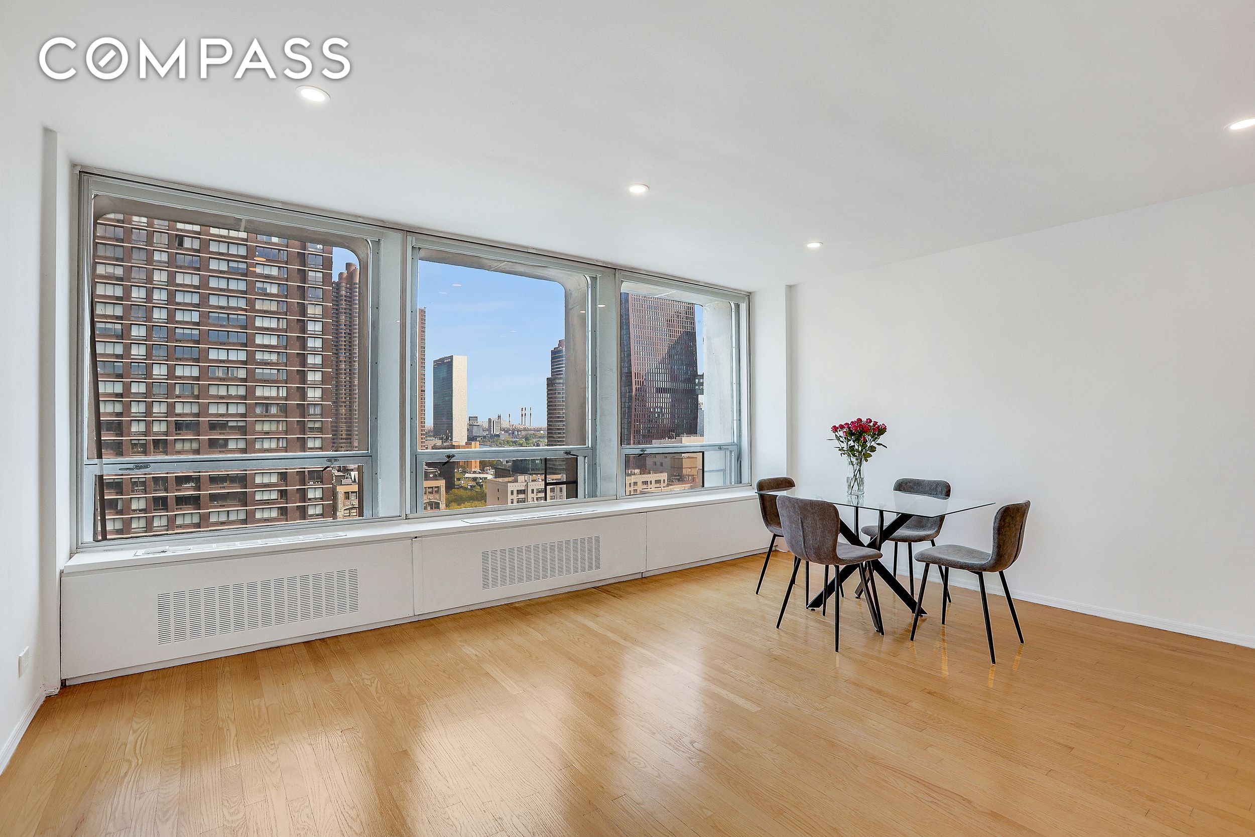 #4 photo, 300 E 33rd Street, マンハッタン Kips Bay , NY 10016