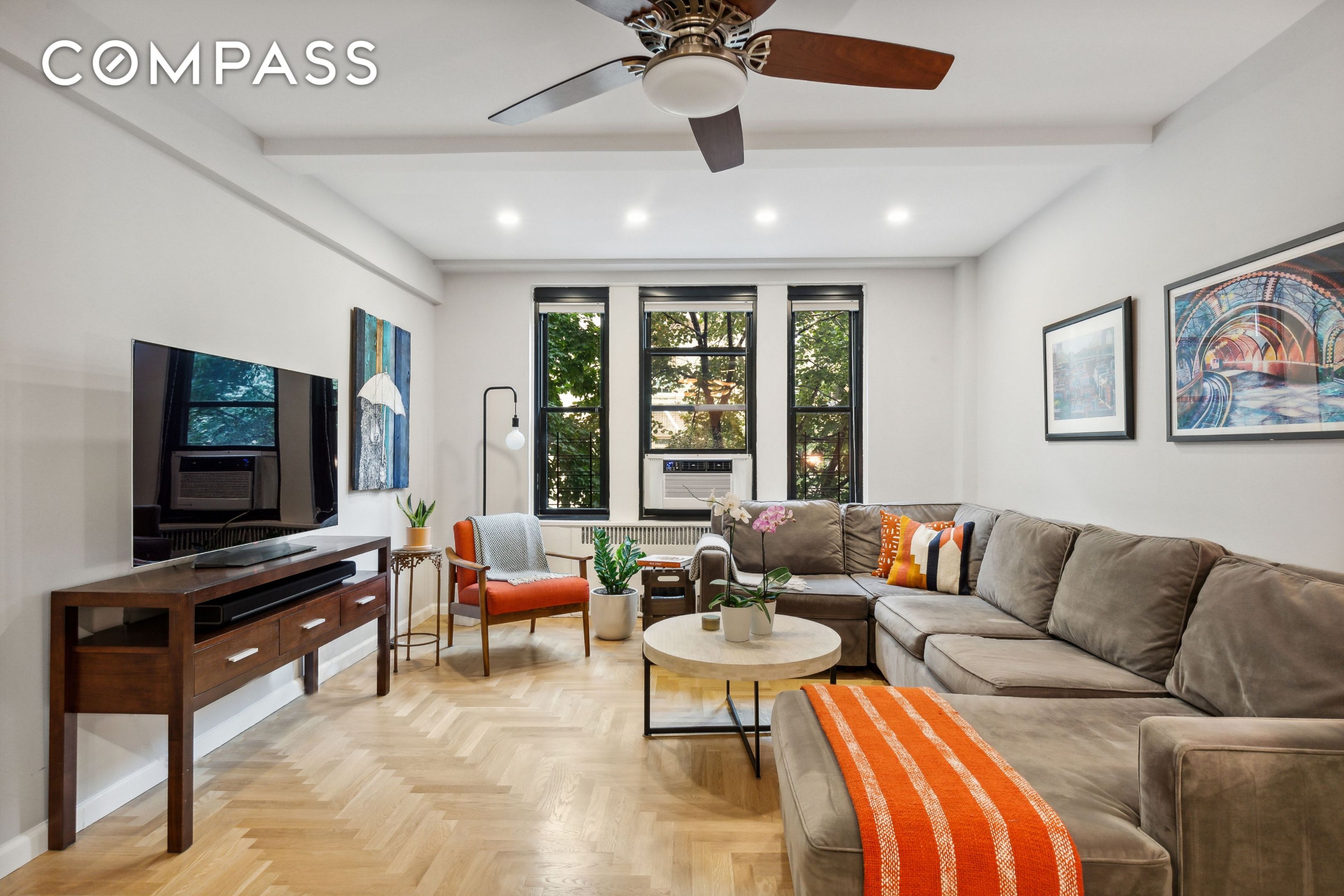 #1 photo, 60 Park Terrace W, Inwood , NY 10034