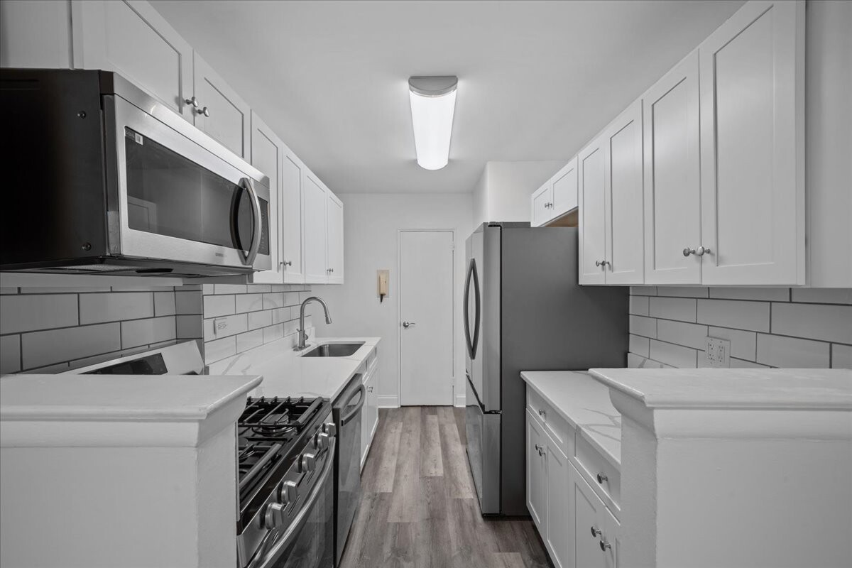 #3 photo, 3235 CAMBRIDGE Avenue, Central Riverdale , NY 10463