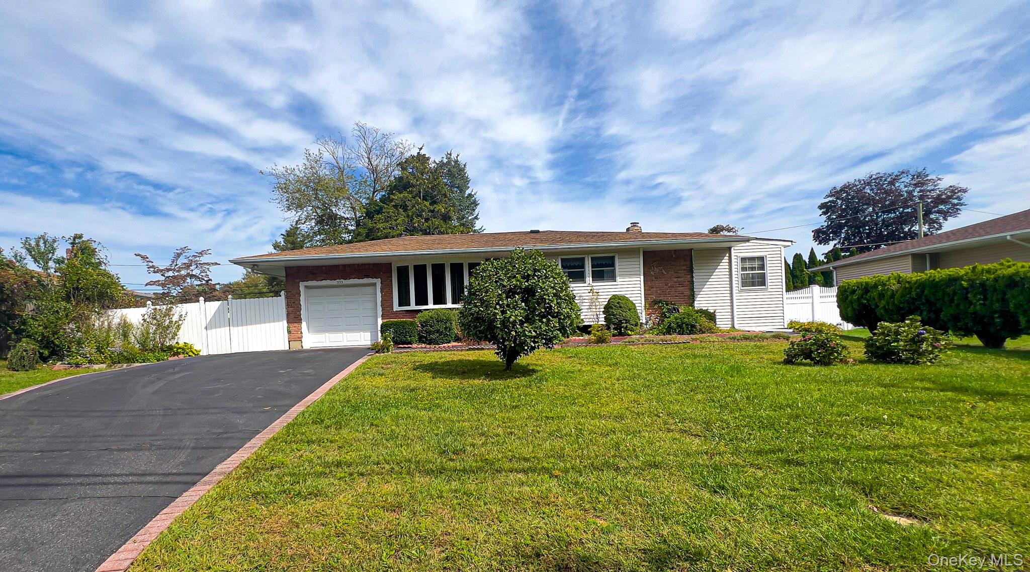 #1 photo, 333 Moriches Road, सफ़ोक काउंटी Saint James , NY 11780