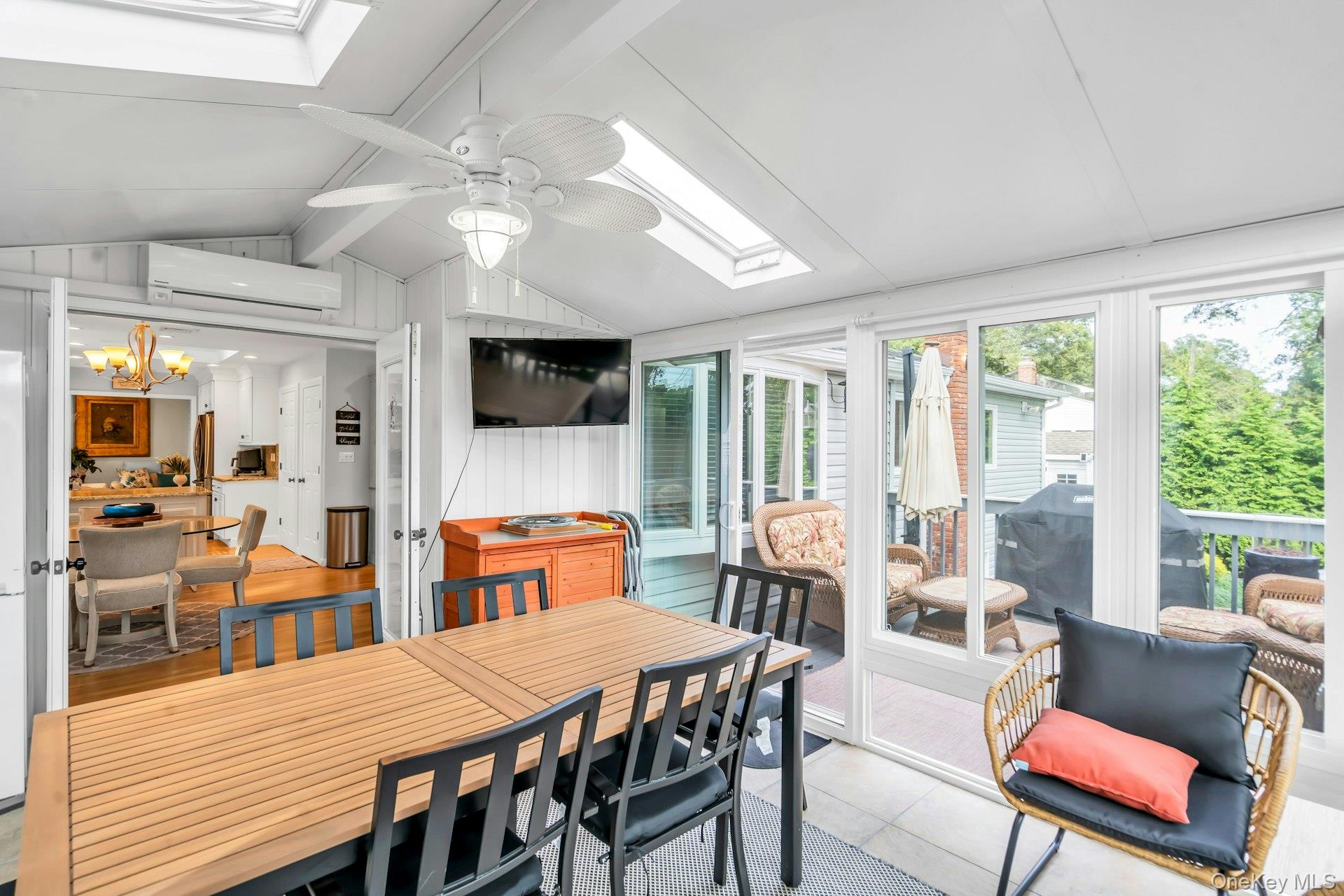 #14 photo, 17 Wren Drive, サフォーク郡 Hauppauge , NY 11788