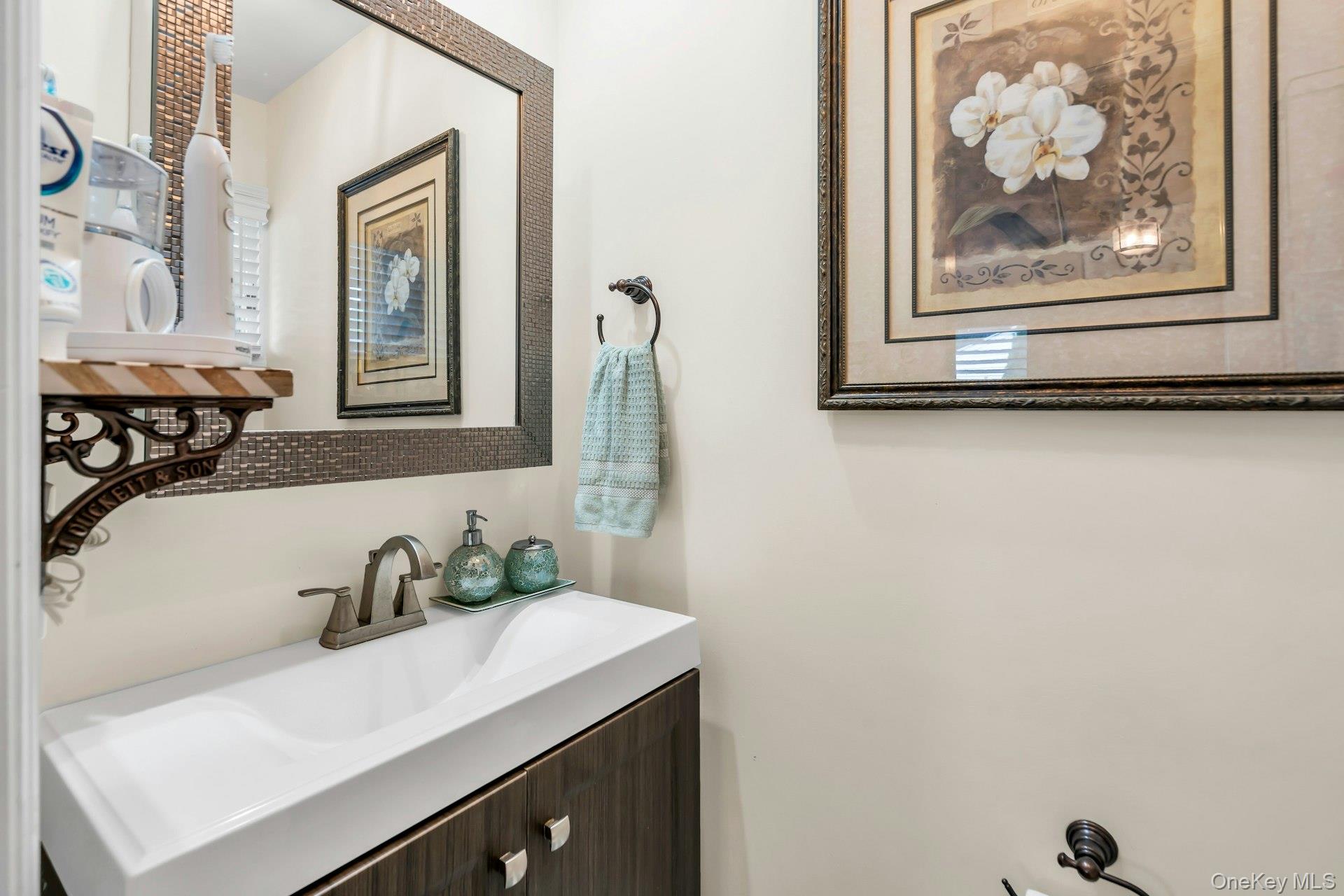 #19 photo, 17 Wren Drive, サフォーク郡 Hauppauge , NY 11788