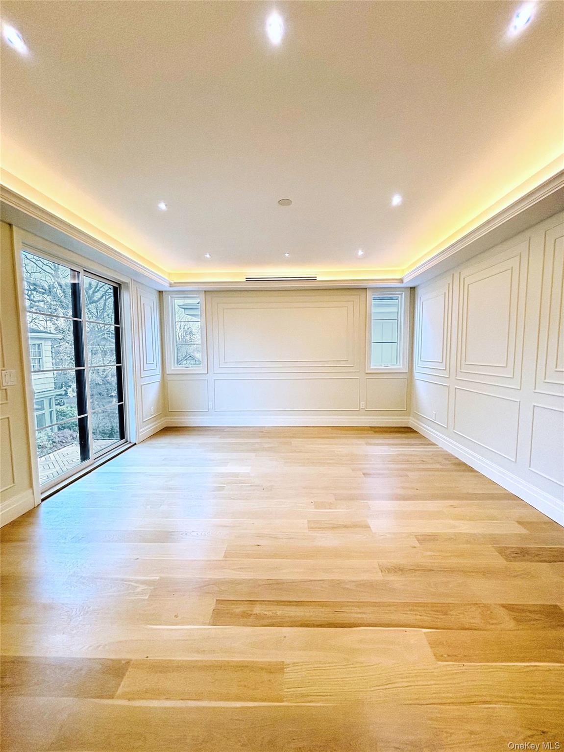 #15 photo, 136 Park Street, Woodmere , NY 11598