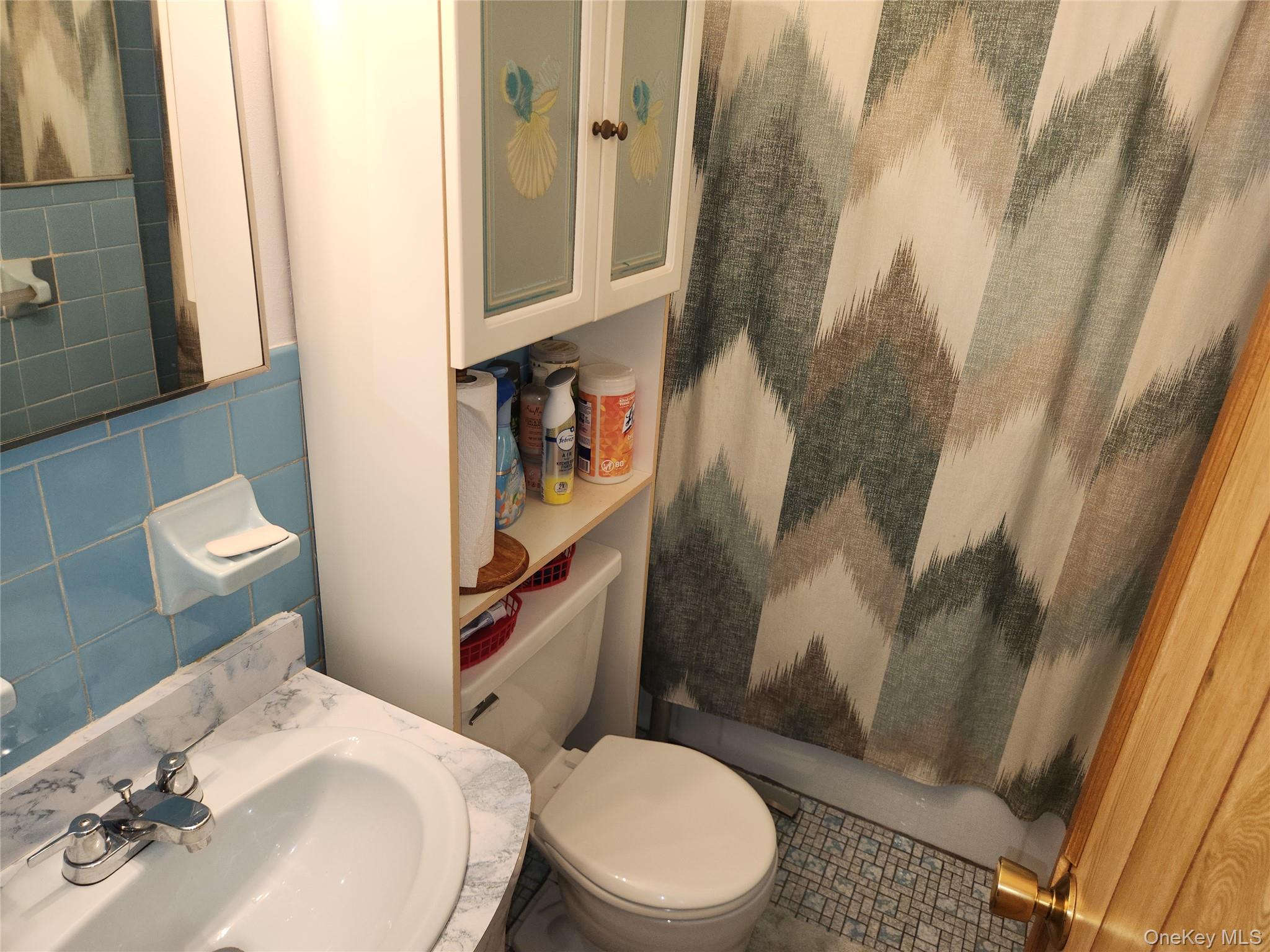 #15 photo, 305 Warren Street, Uniondale , NY 11553