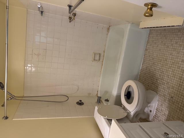 #15 photo, 150-38 Union Turnpike, Flushing , NY 11358