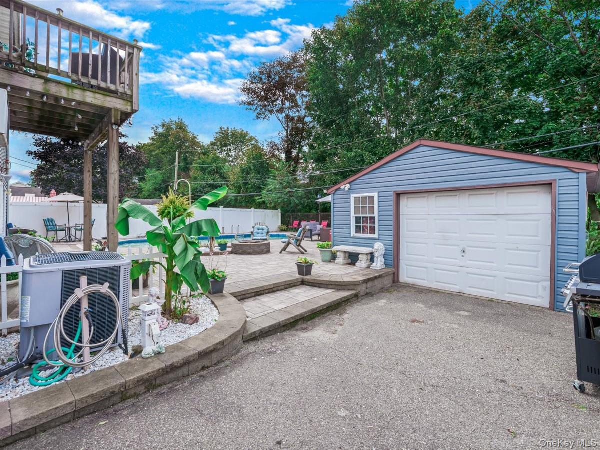 #7 photo, 80 Fairview Avenue, ナッソー郡 East Meadow , NY 11554