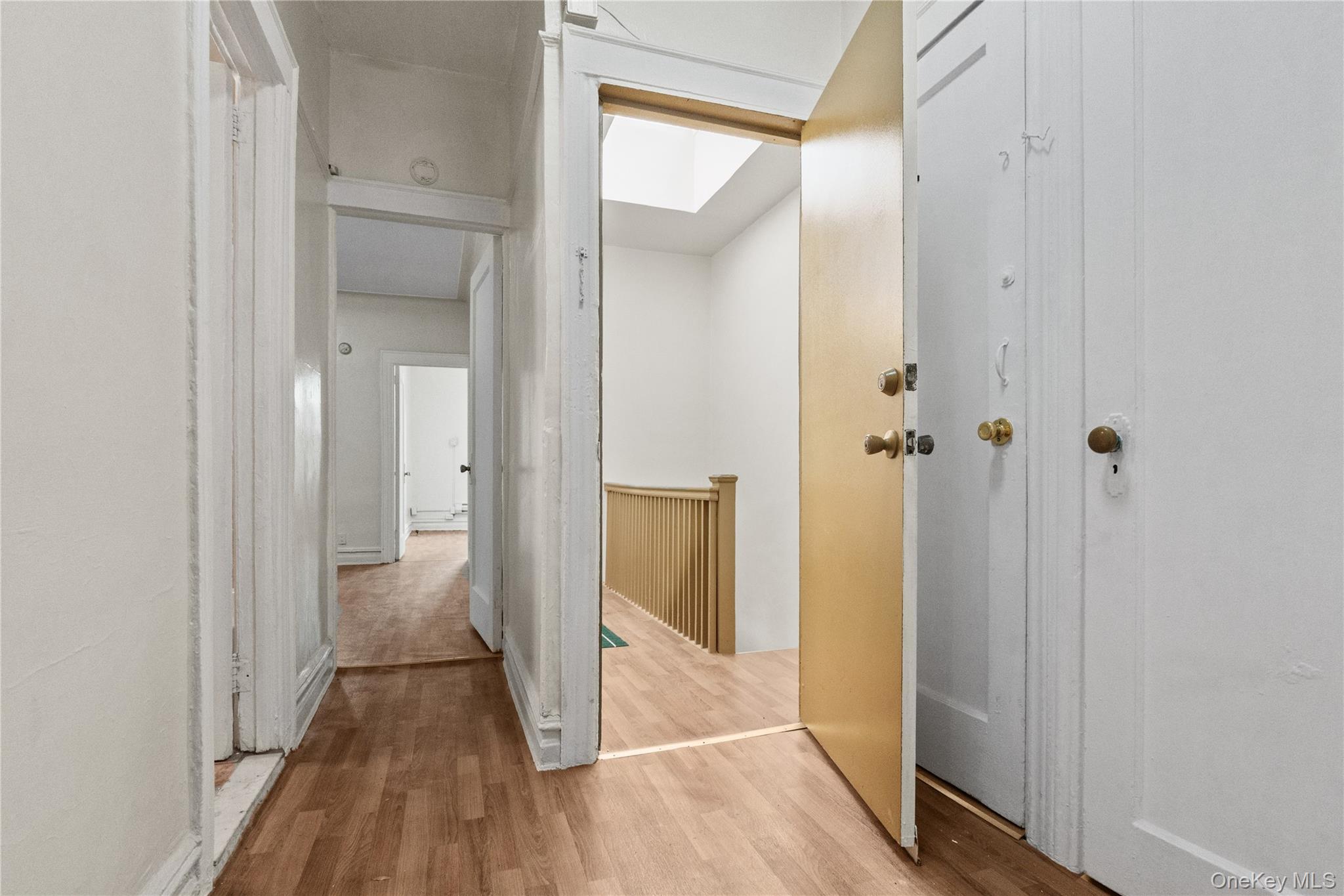 #17 photo, 4906 Fort Hamilton Parkway, Brooklyn , NY 11219