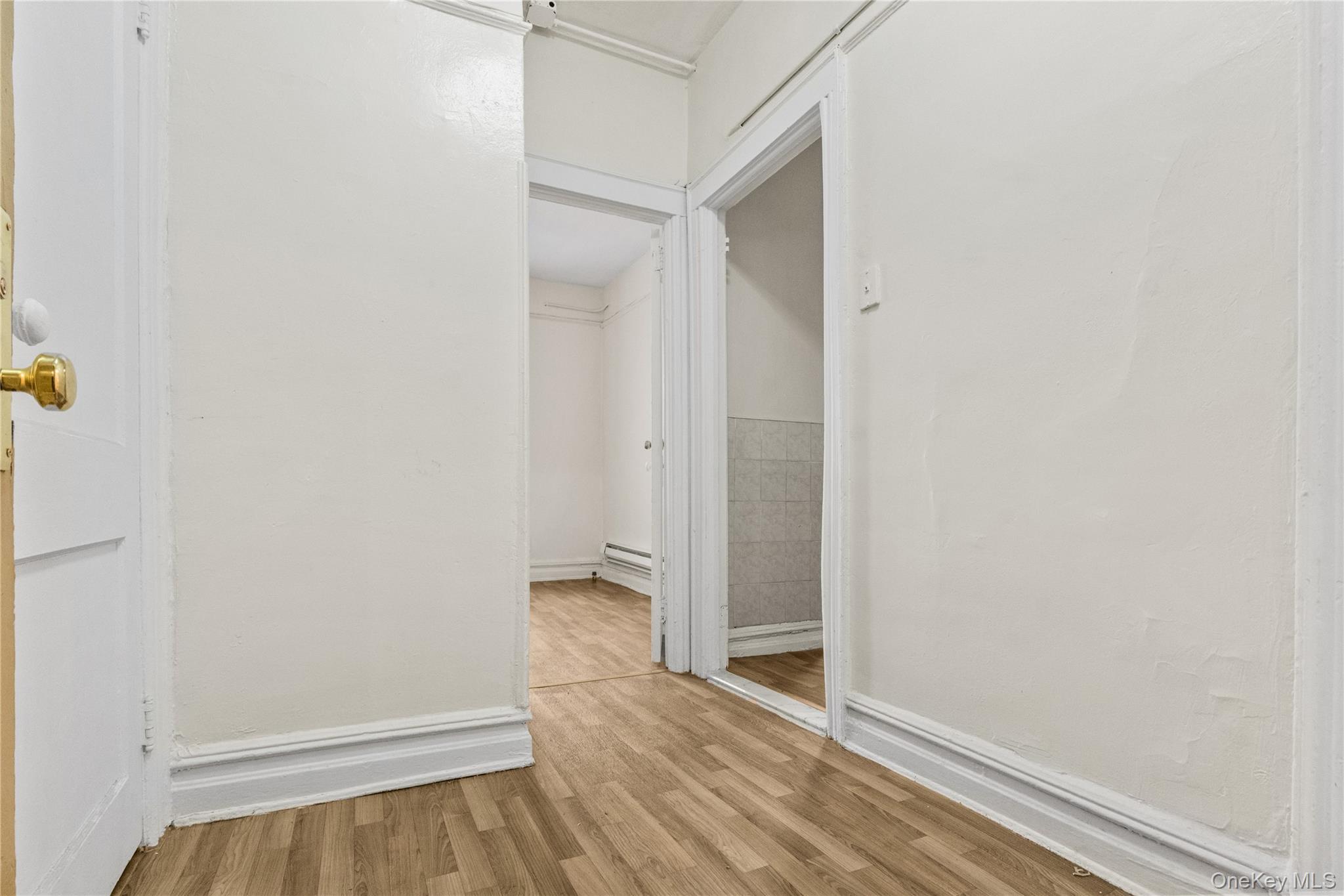 #8 photo, 4906 Fort Hamilton Parkway, Brooklyn , NY 11219