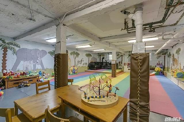 #10 photo, 86-10 34th Avenue, クイーンズ区 Jackson Heights , NY 11372