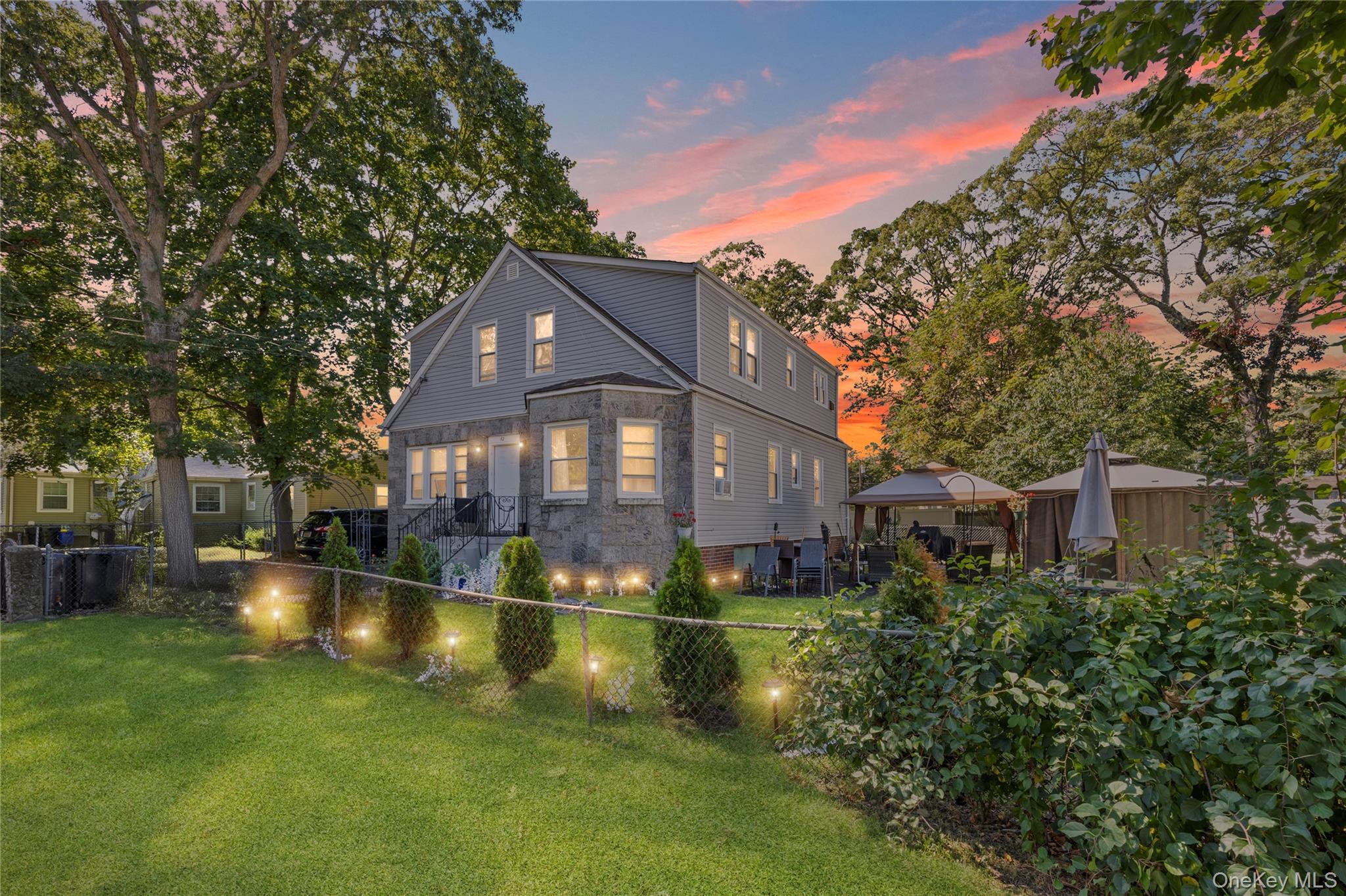 #1 photo, 62 N 16th Street, सफ़ोक काउंटी Wyandanch , NY 11798