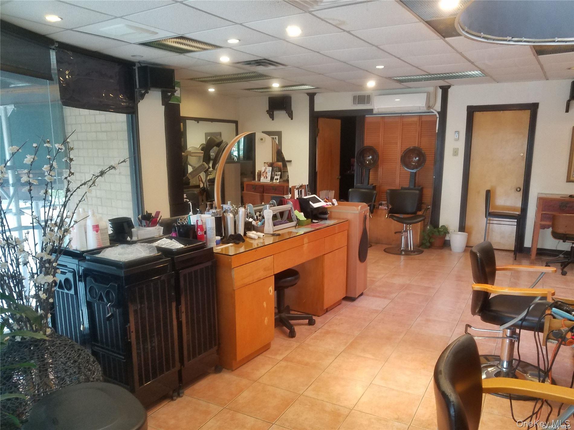 #4 photo, 92-29 Queens Boulevard, Rego Park , NY 11374