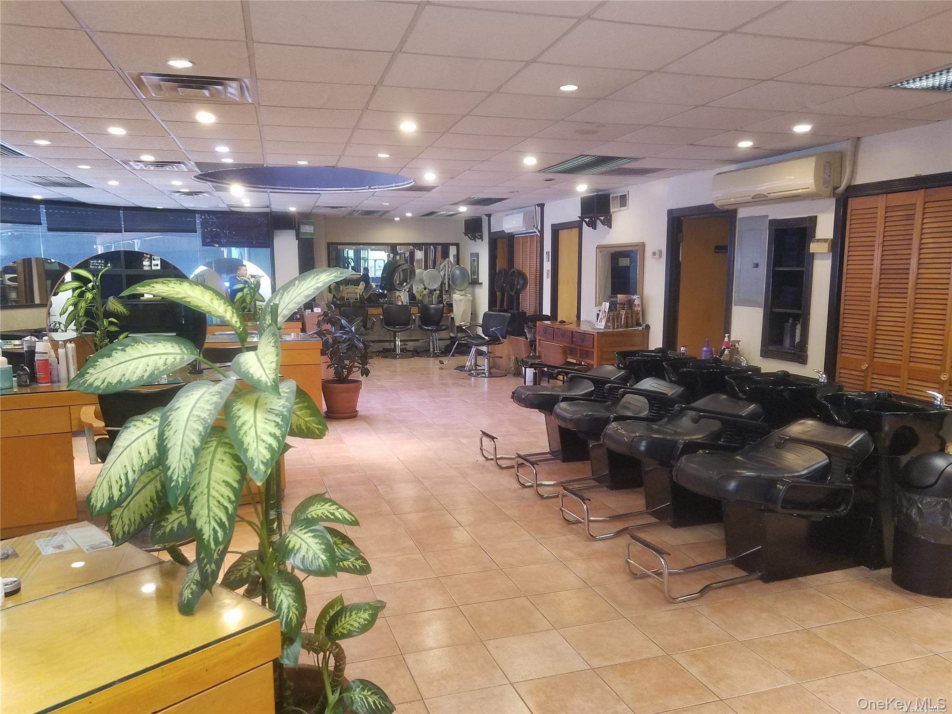 #5 photo, 92-29 Queens Boulevard, Rego Park , NY 11374