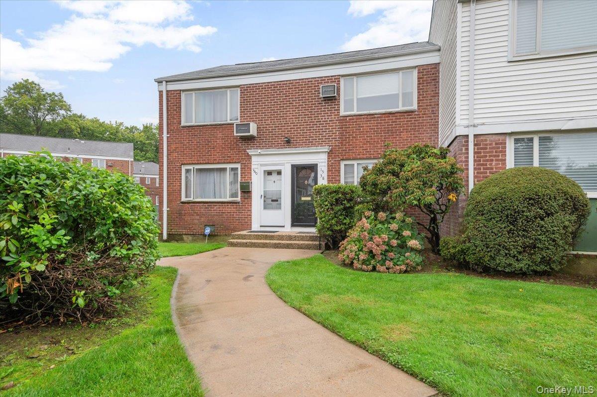 #1 photo, 15-38 Bell Boulevard, 皇后区 贝塞 Bayside , NY 11360