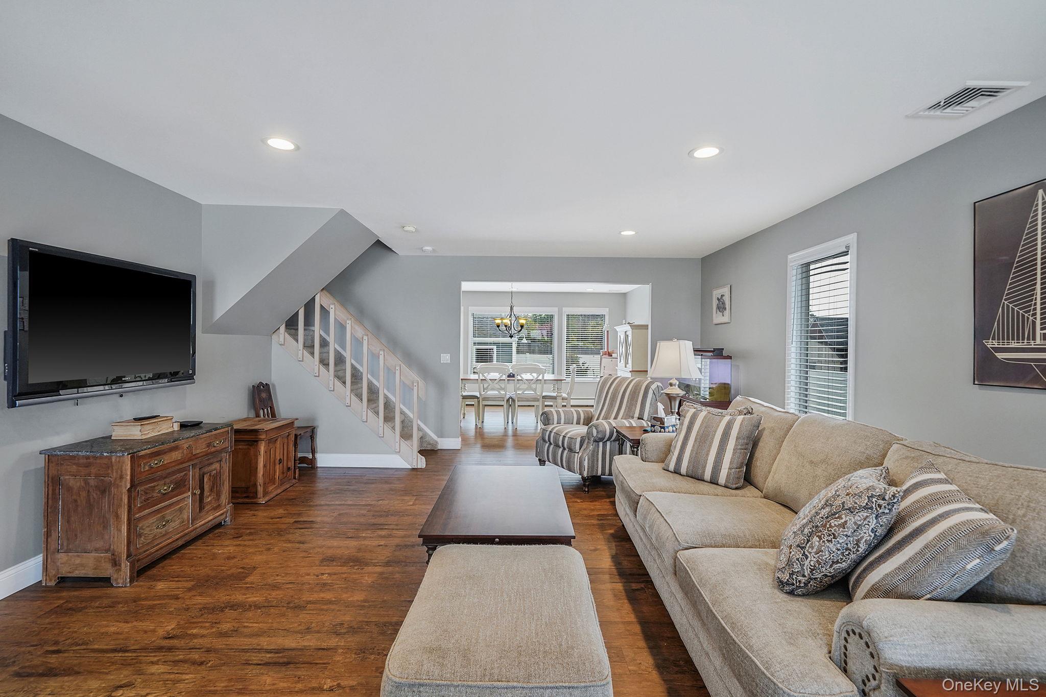 #8 photo, 7 Grandview Drive, Shirley , NY 11967