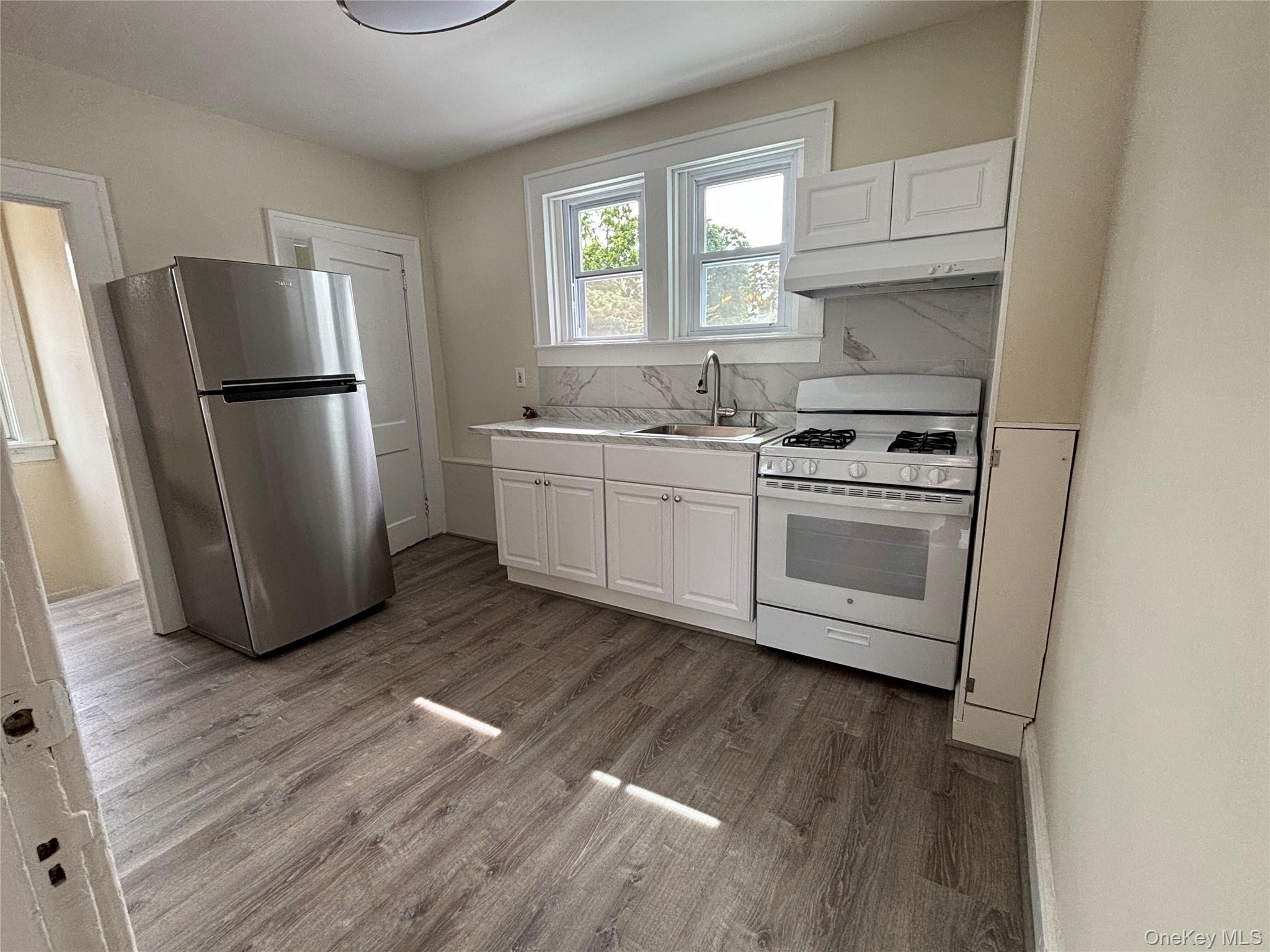 #9 photo, 8 E Carver Street, Huntington , NY 11743