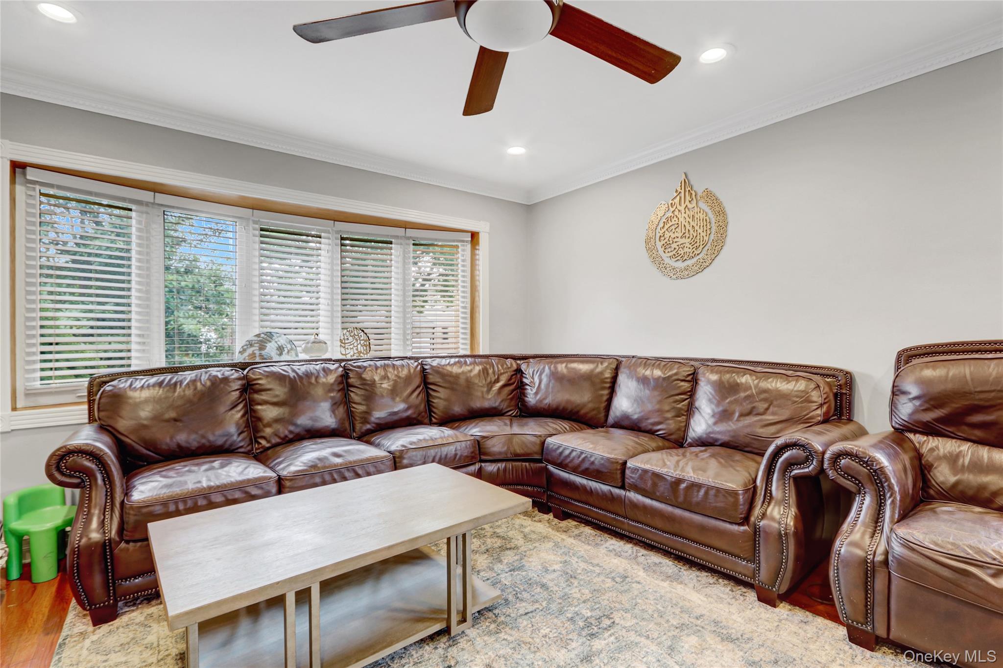 #4 photo, 8344 247th Street, كوينز Bellerose , NY 11426