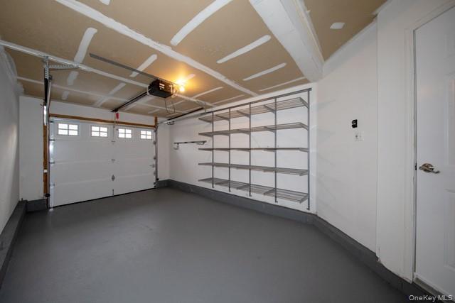 #11 photo, 134 Overlook Drive, サフォーク郡 Farmingville , NY 11738