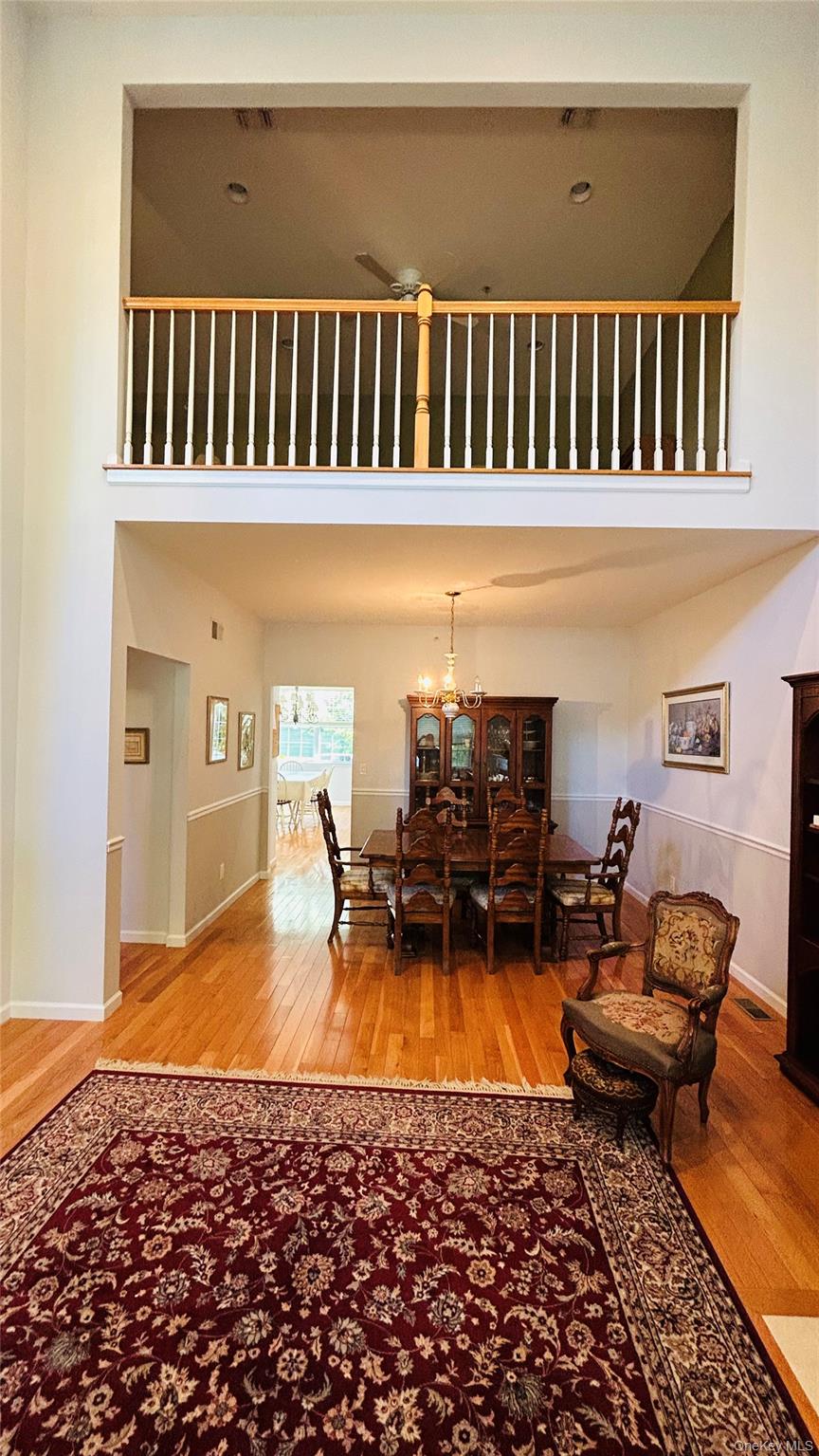 #4 photo, 37 Halley Lane, サフォーク郡 Miller Place , NY 11764