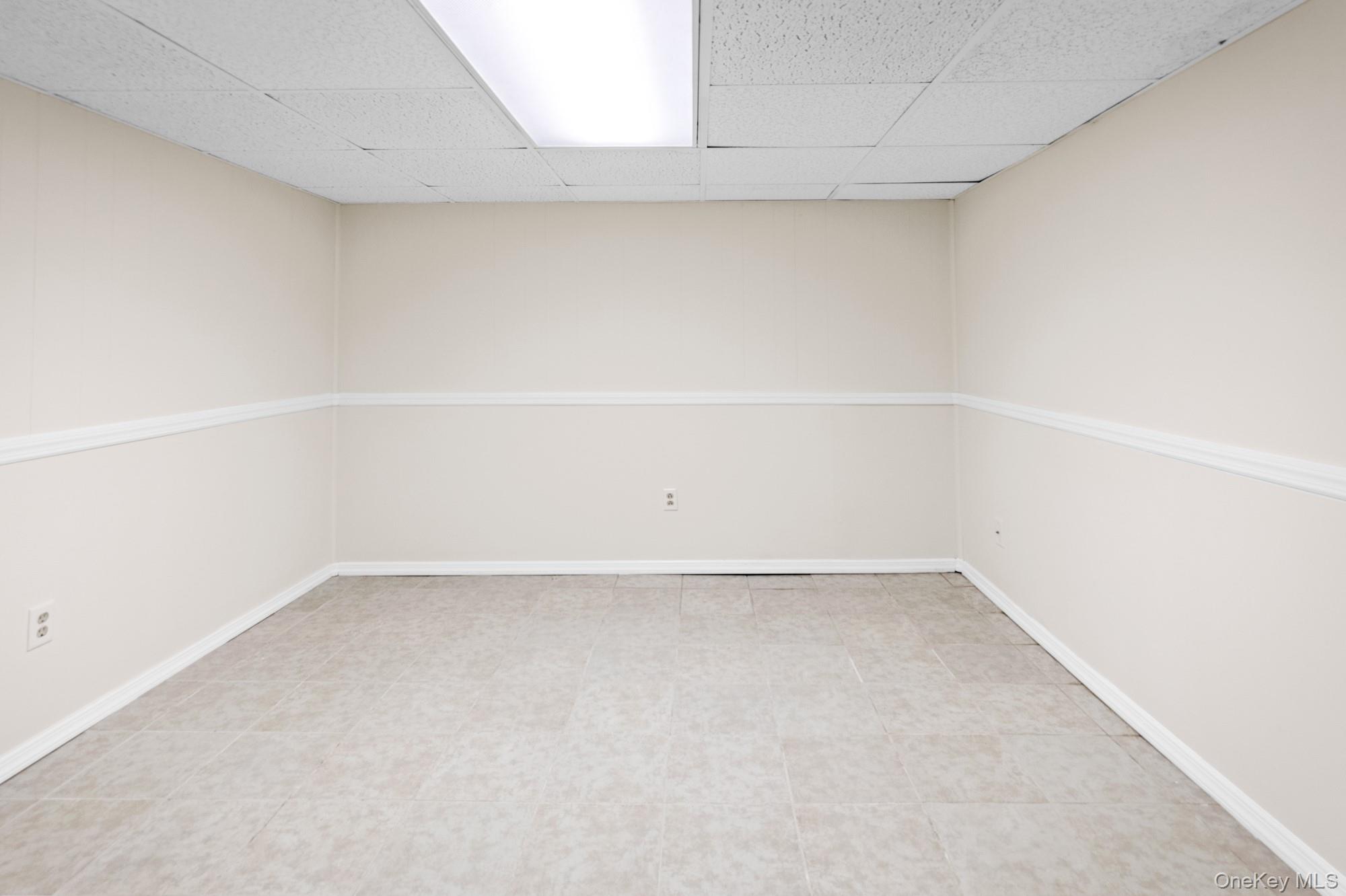 #12 photo, 39 Wellington Avenue, サフォーク郡 Deer Park , NY 11729