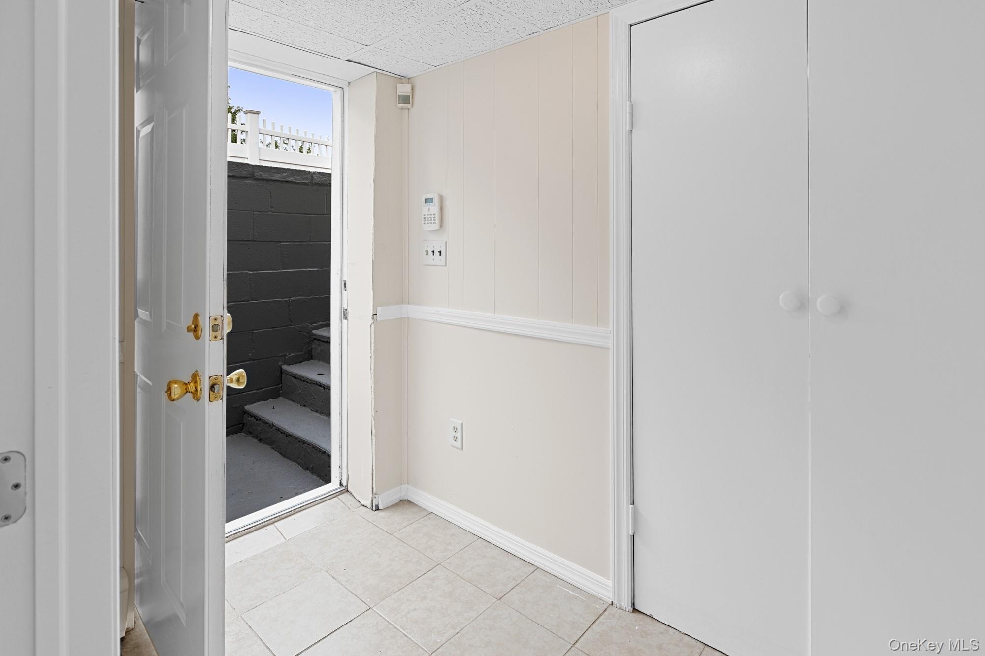 #14 photo, 39 Wellington Avenue, サフォーク郡 Deer Park , NY 11729