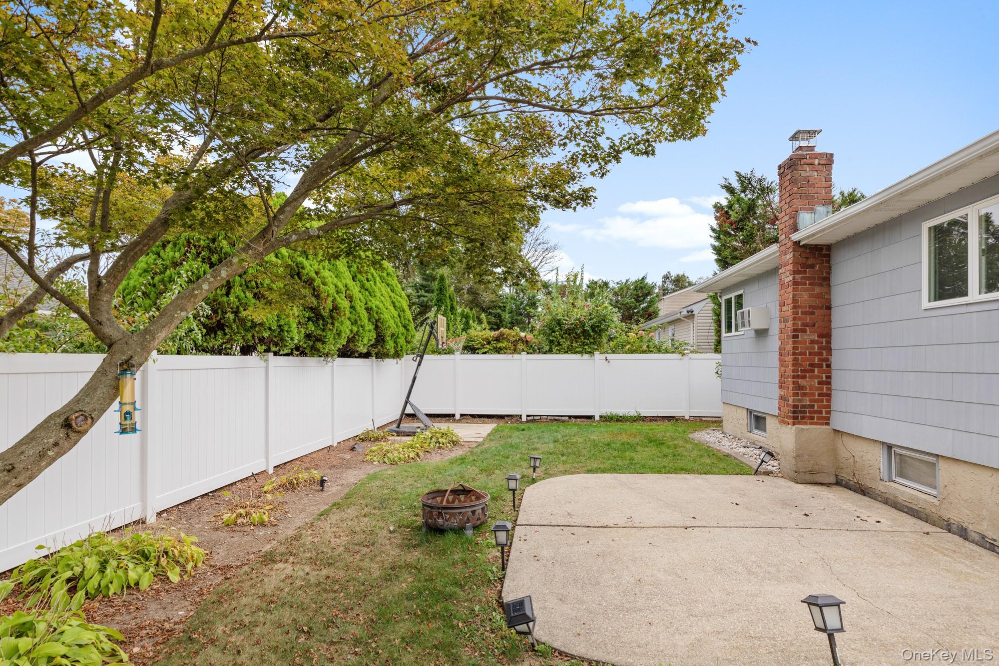 #16 photo, 39 Wellington Avenue, サフォーク郡 Deer Park , NY 11729