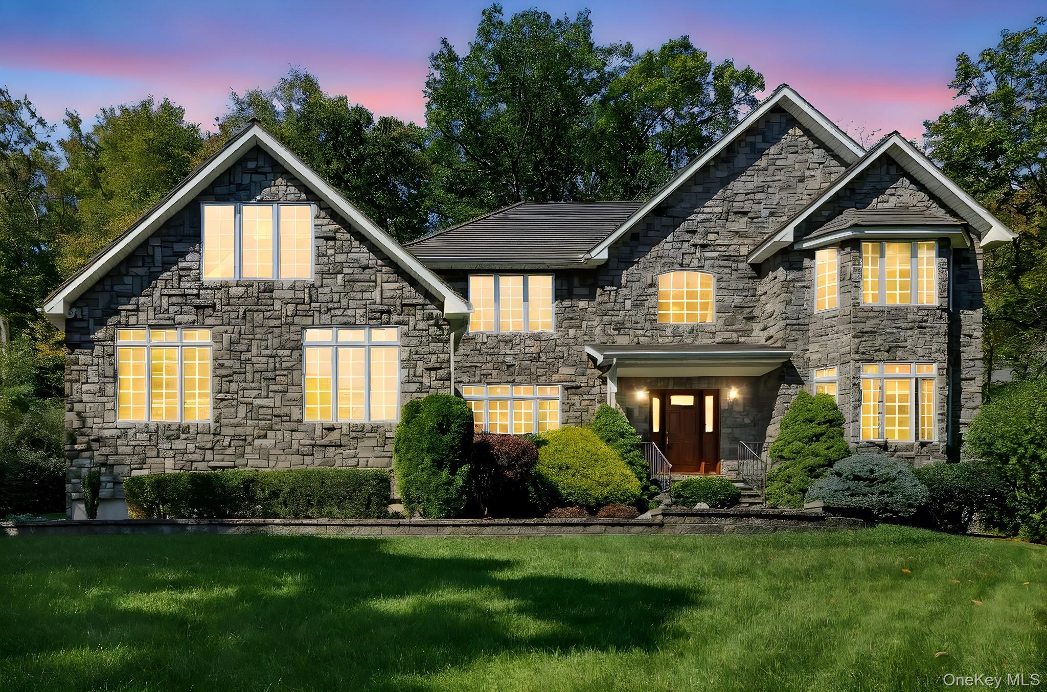 #2 photo, 4 Hamlet Way, Hopewell Junction , NY 12533