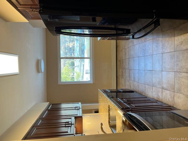 #3 photo, 10 Sierra Vista Lane, Valley Cottage , NY 10989