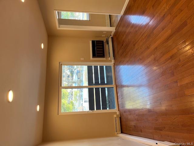 #9 photo, 10 Sierra Vista Lane, Valley Cottage , NY 10989