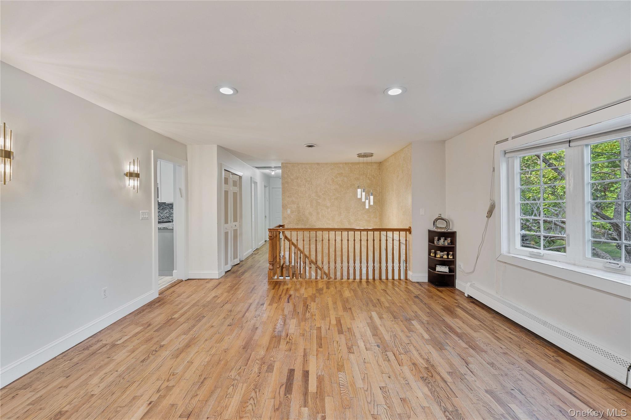 #11 photo, 15 Fairway Oval, Spring Valley , NY 10977