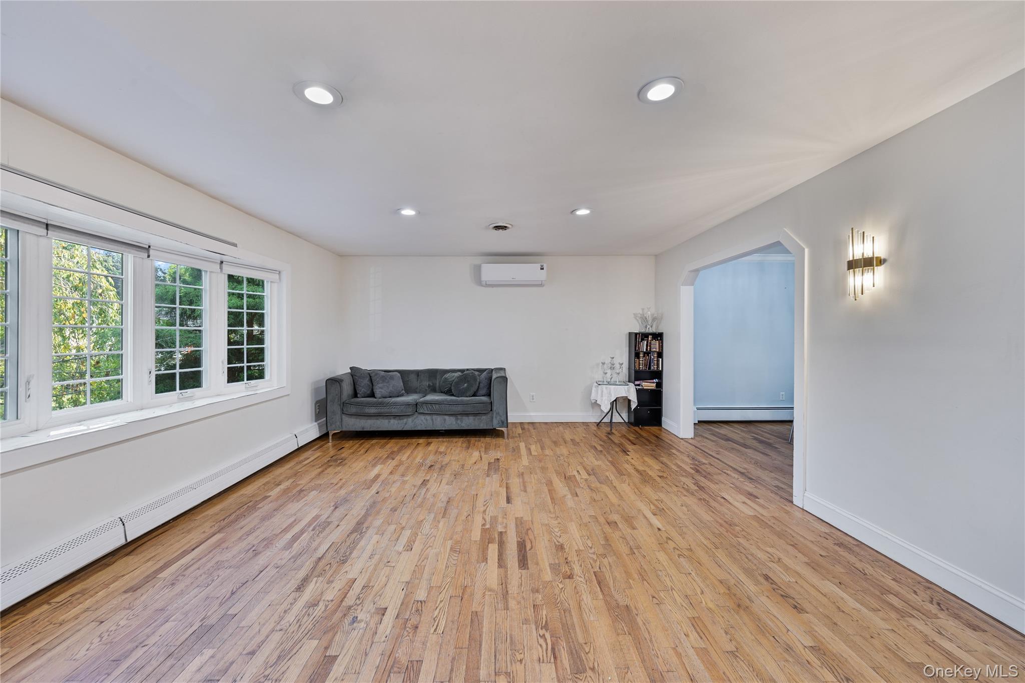 #12 photo, 15 Fairway Oval, Spring Valley , NY 10977