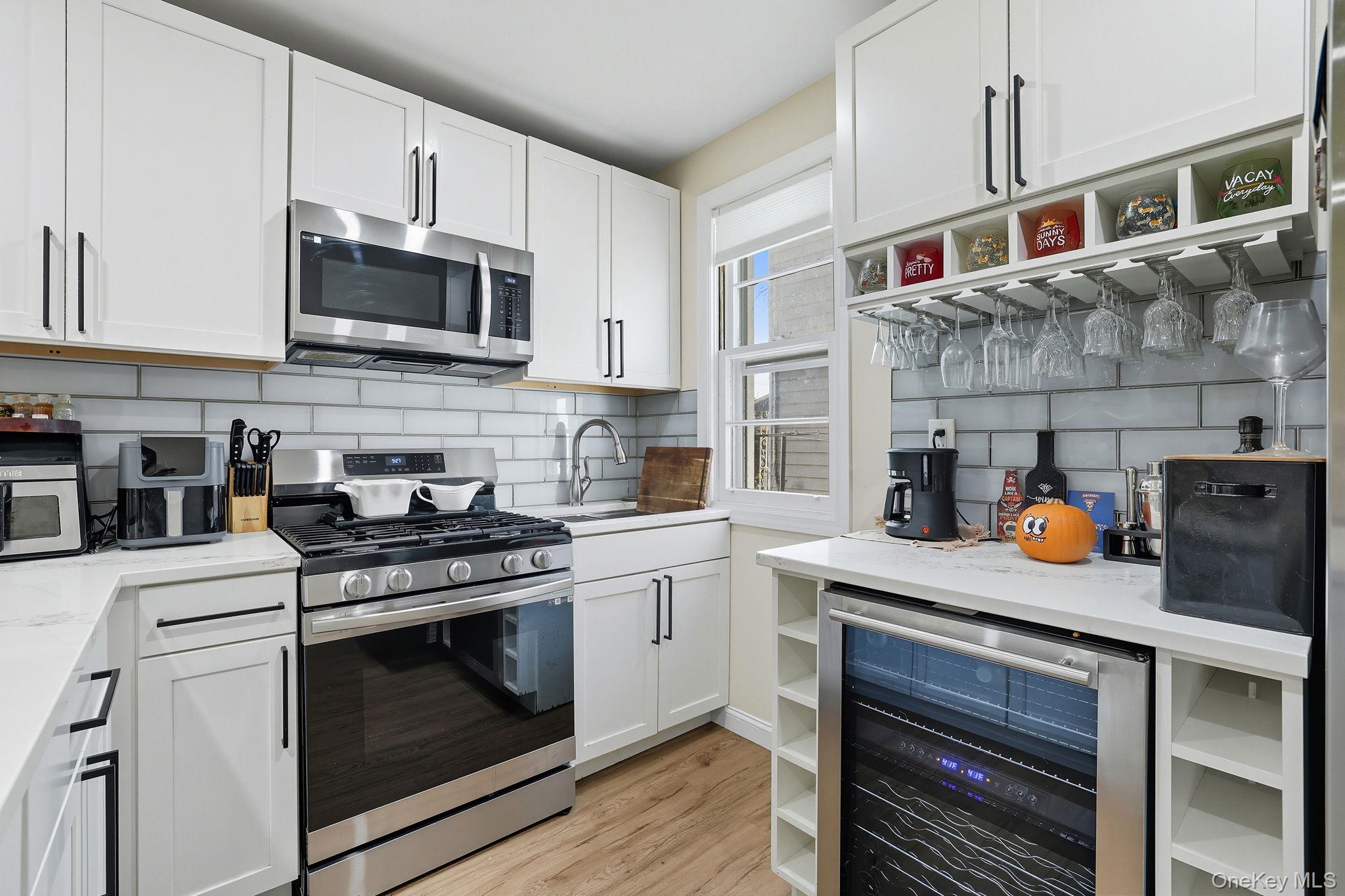 #5 photo, 261 Edwards Place, Yonkers , NY 10703